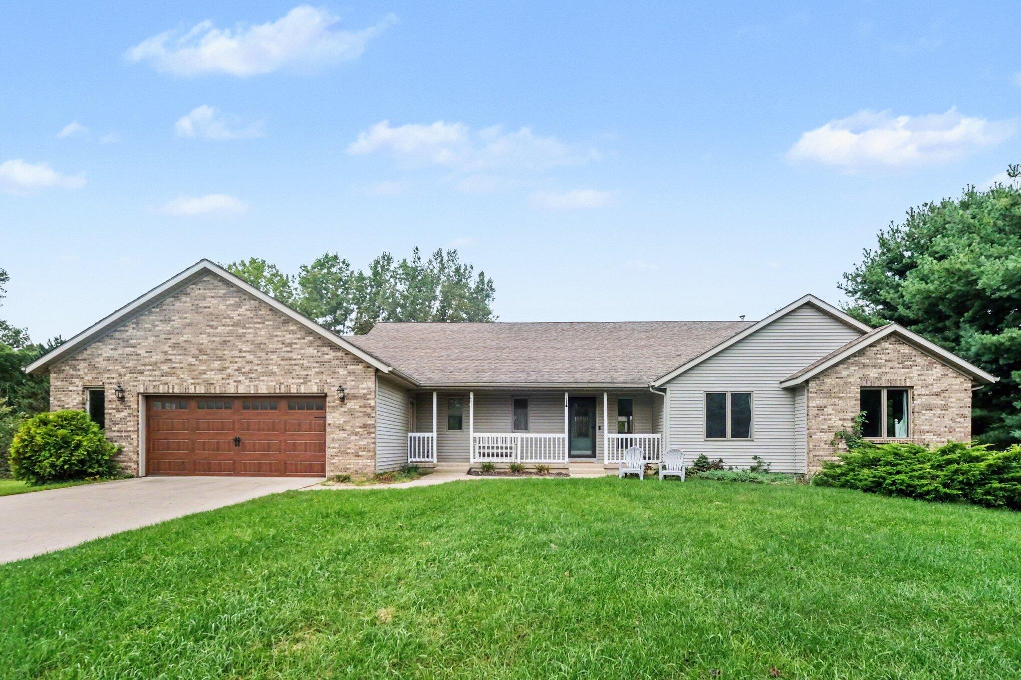 8969 Myers Lake Avenue NE — photo