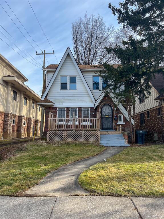 14318 Kilbourne Avenue — photo