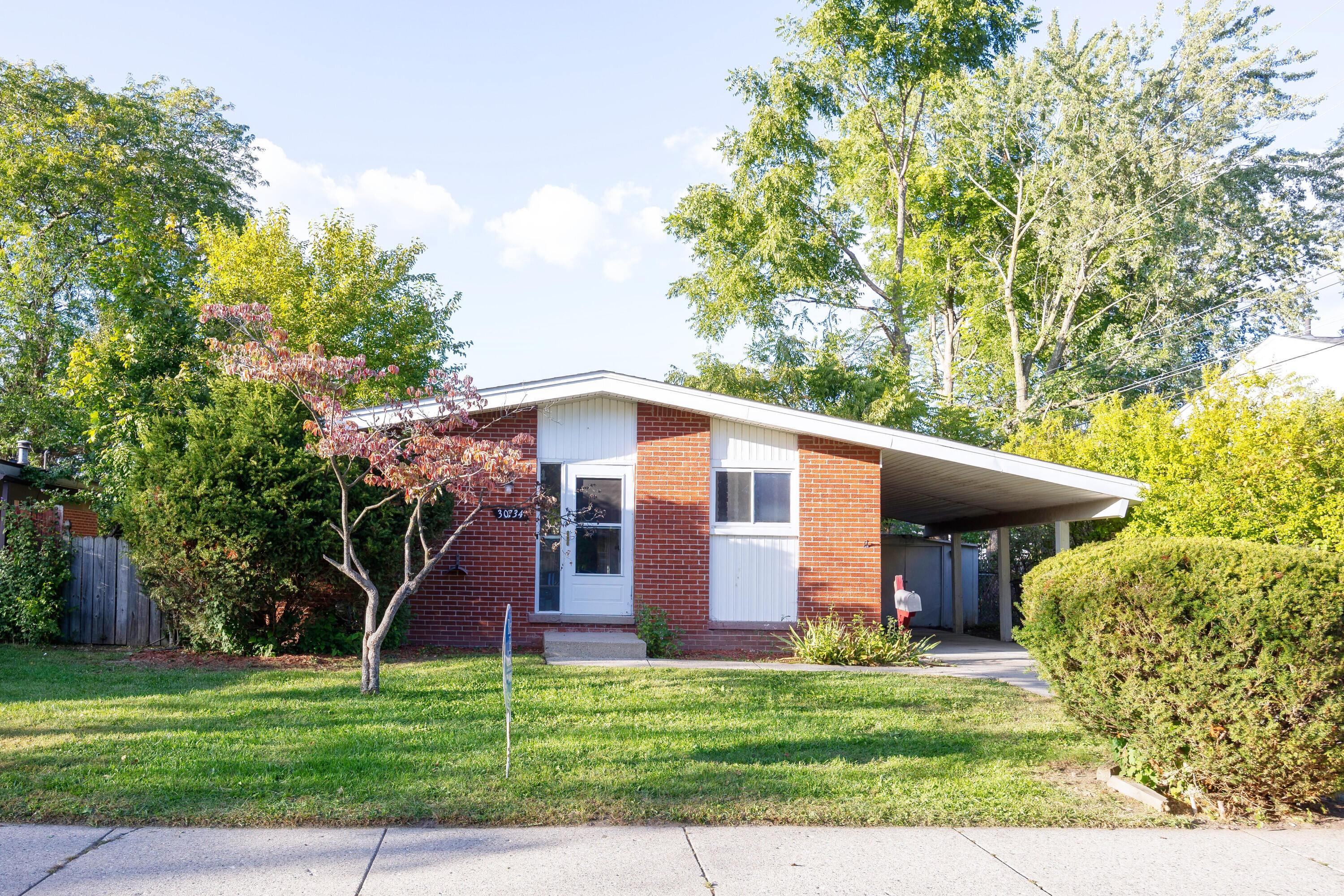 30734 Parkwood Street — photo