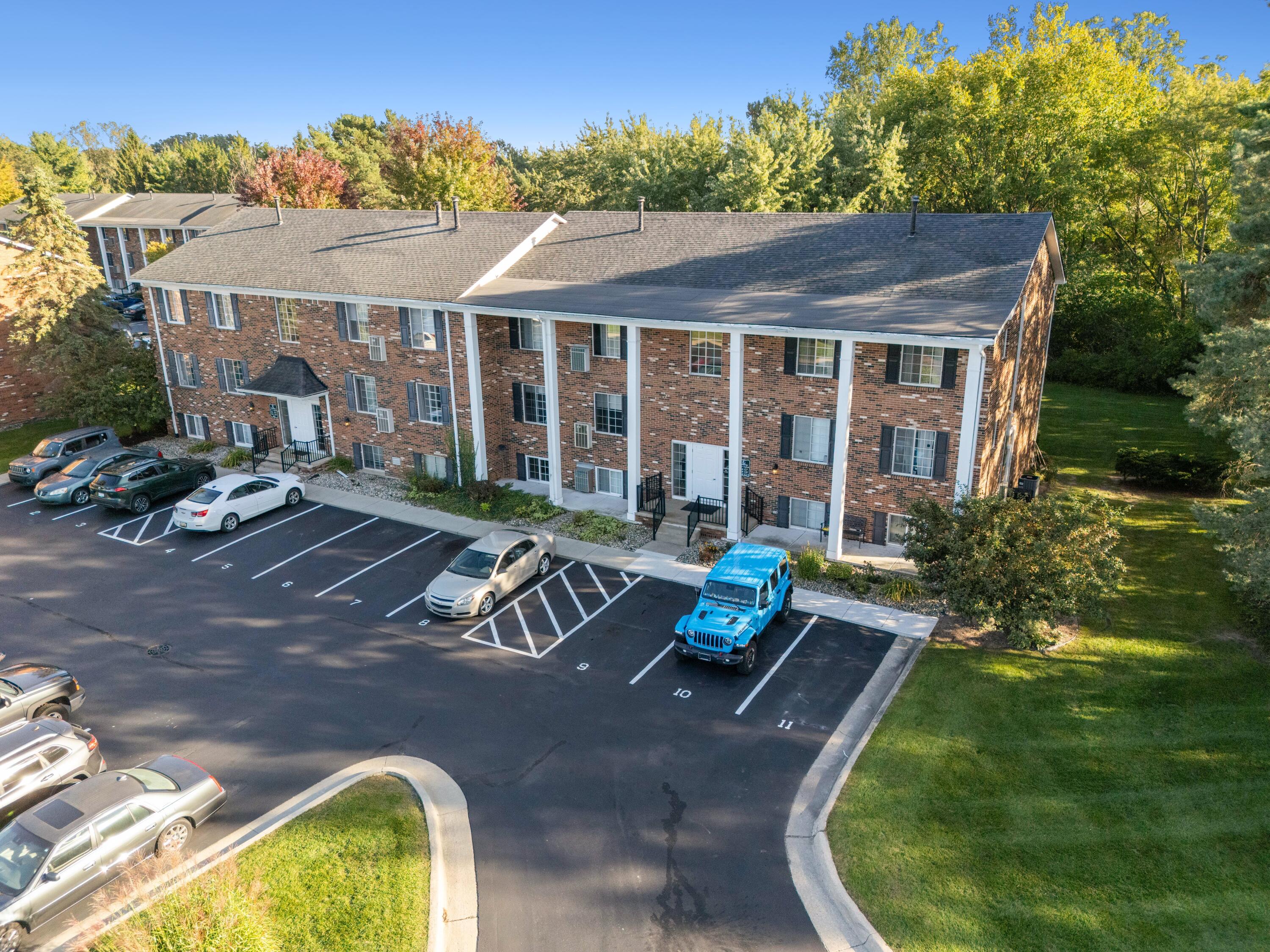 515 W Highland Road E6 — photo