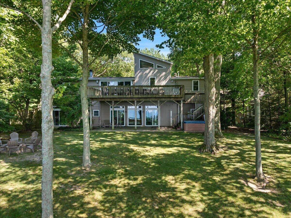 4611 Park Avenue — photo