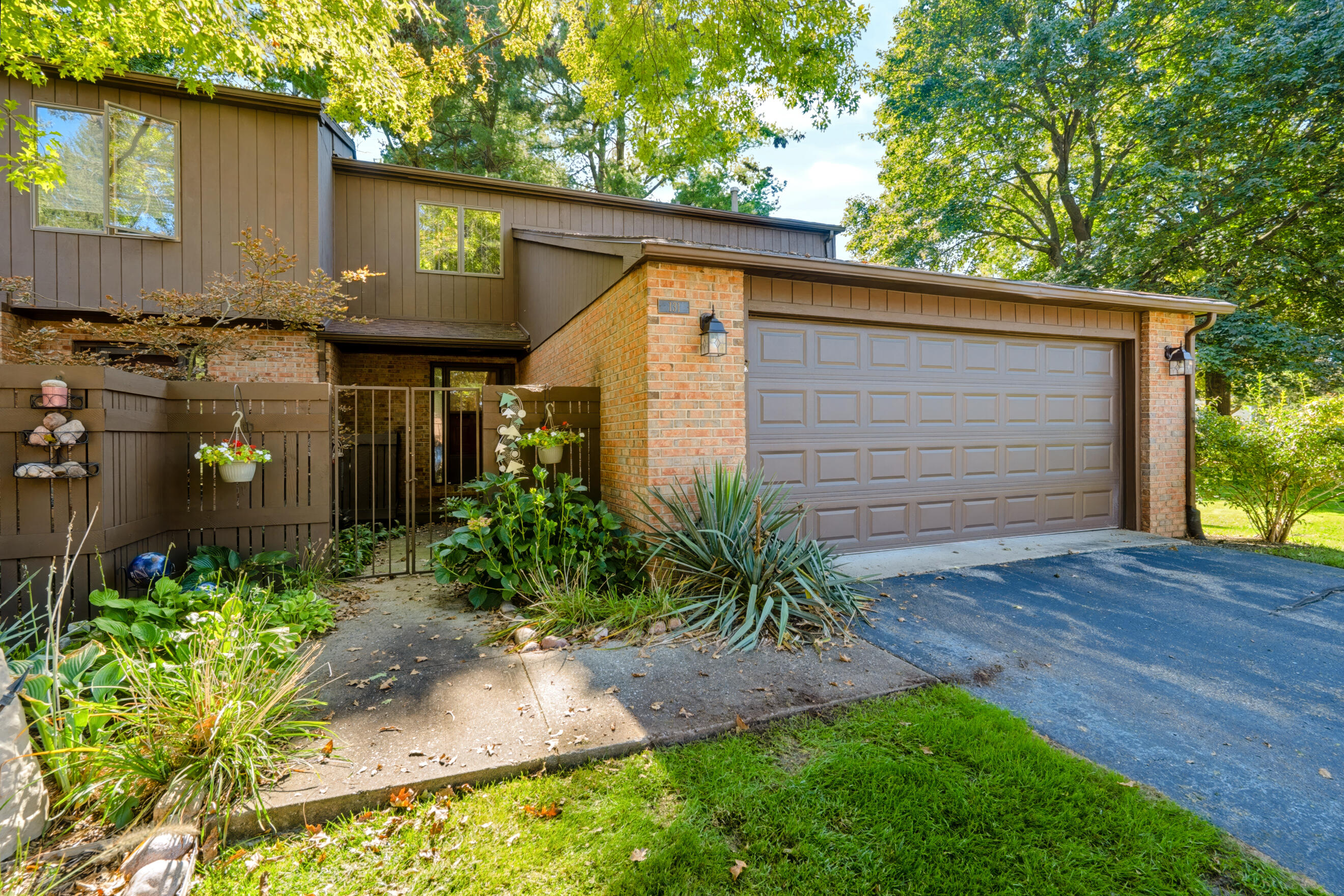 131 Pine Cove Circle — photo