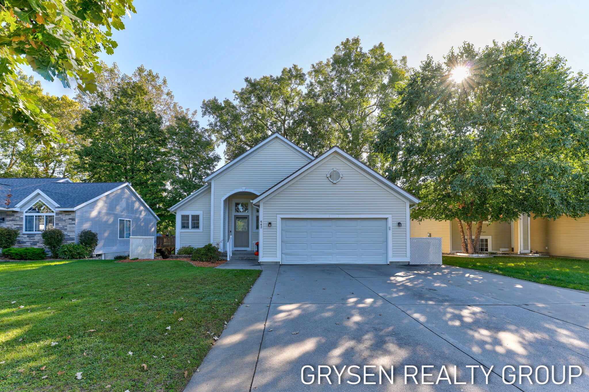 642 Clover Ridge Avenue NW — photo