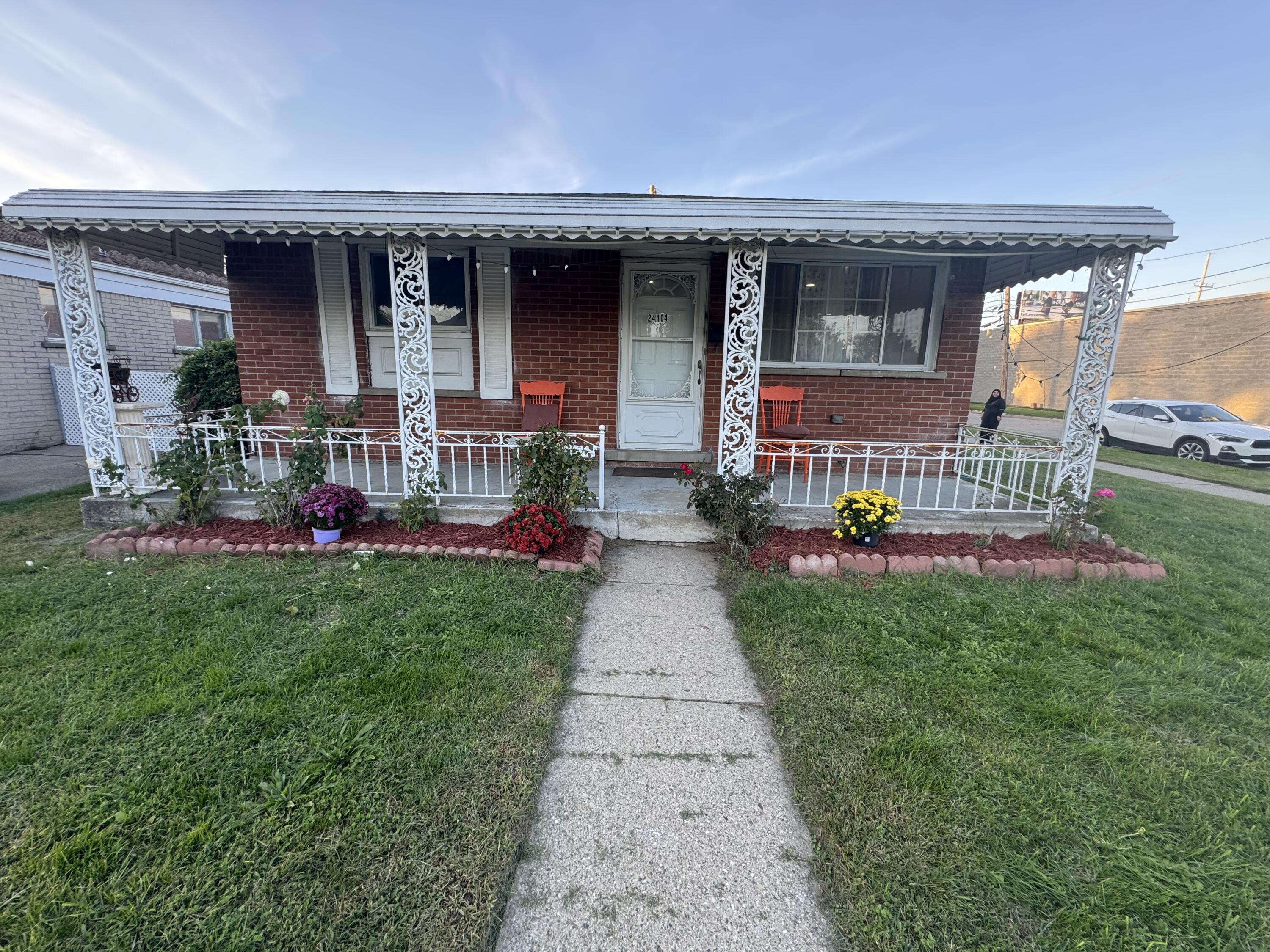 24104 Hass Street — photo