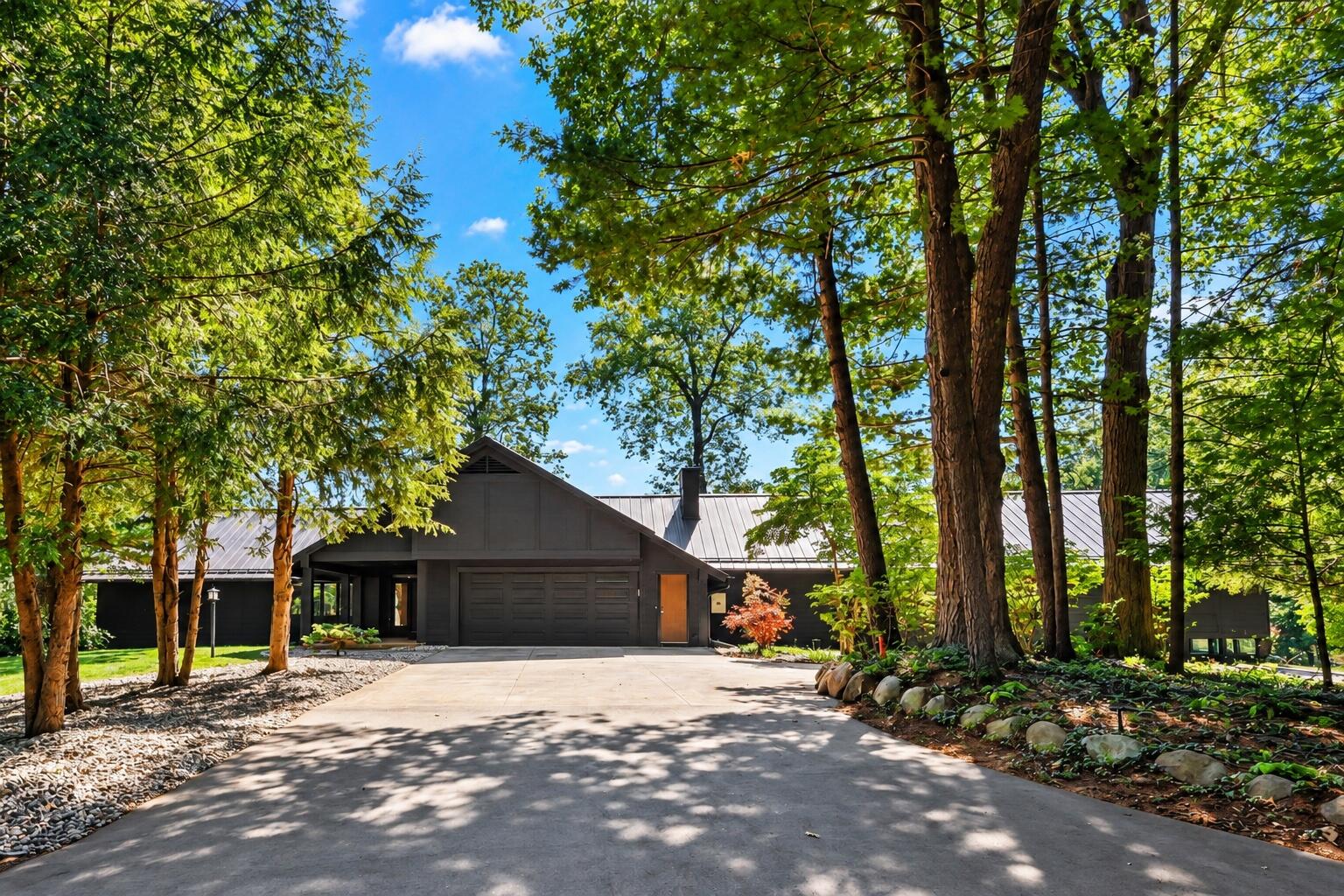 14170 Lake Michigan Drive — photo