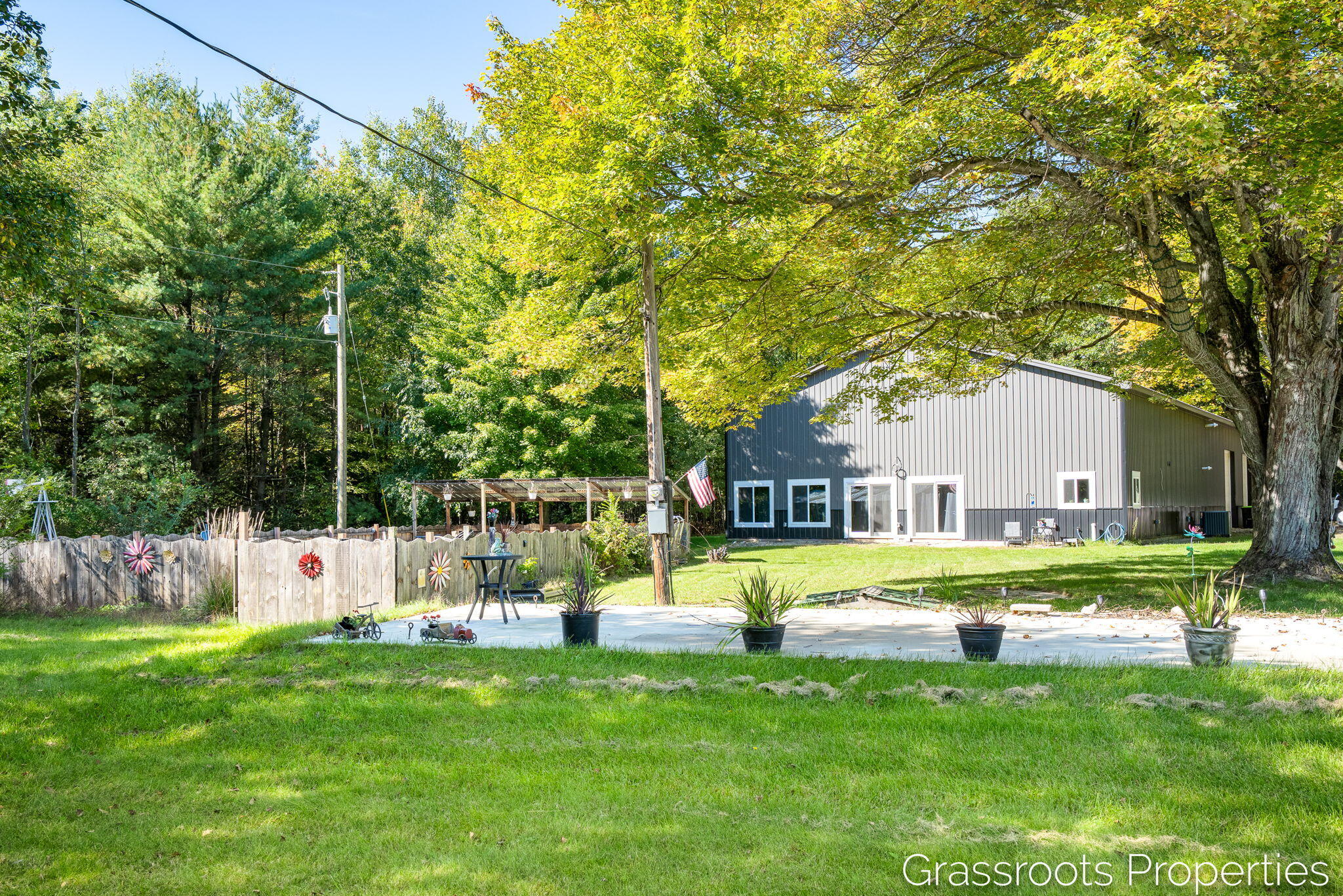 13855 Lincoln Lake Avenue NE — photo