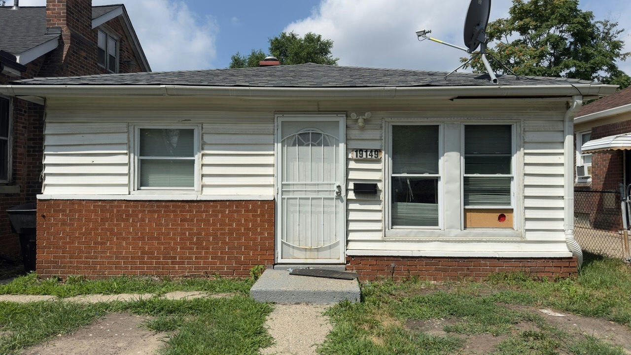 19149 Fleming Street — photo