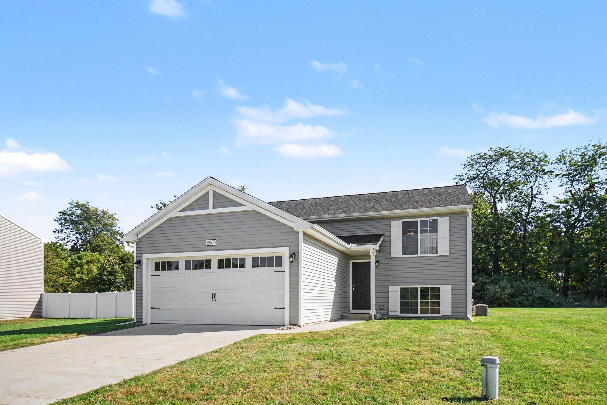 58575 Pond View Lane — photo