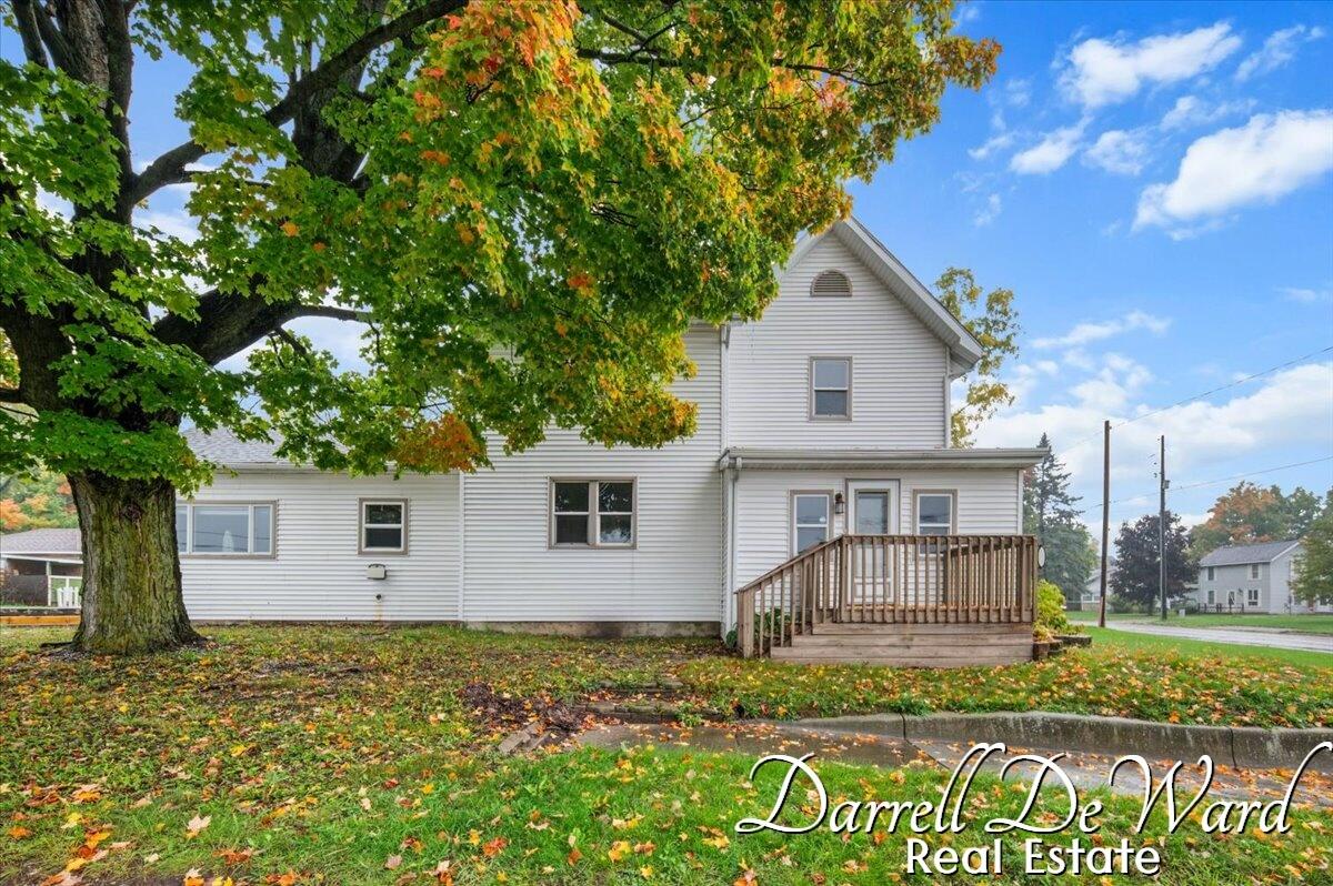 601 W Main Street — photo