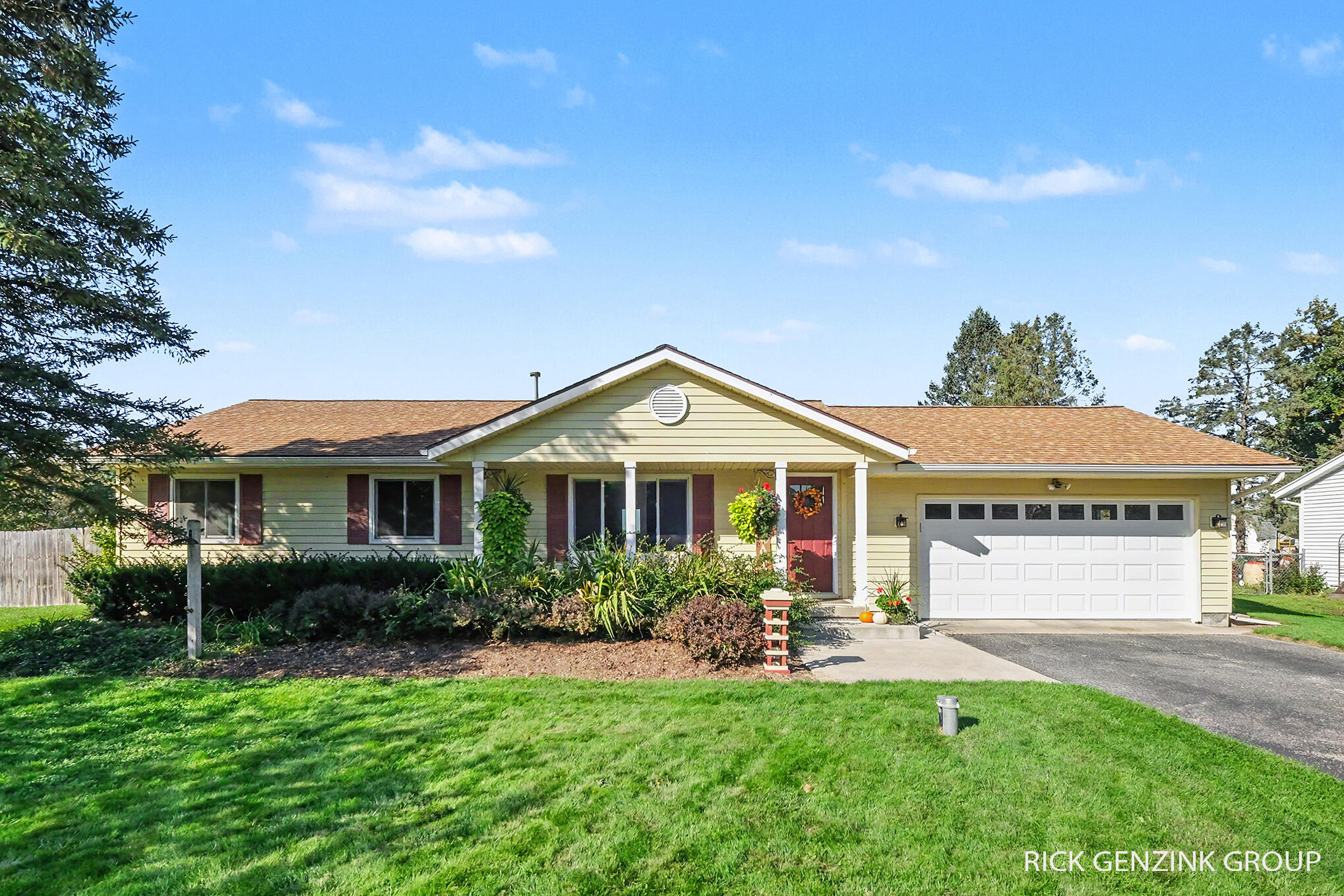 635 Forstrom Drive SE — photo