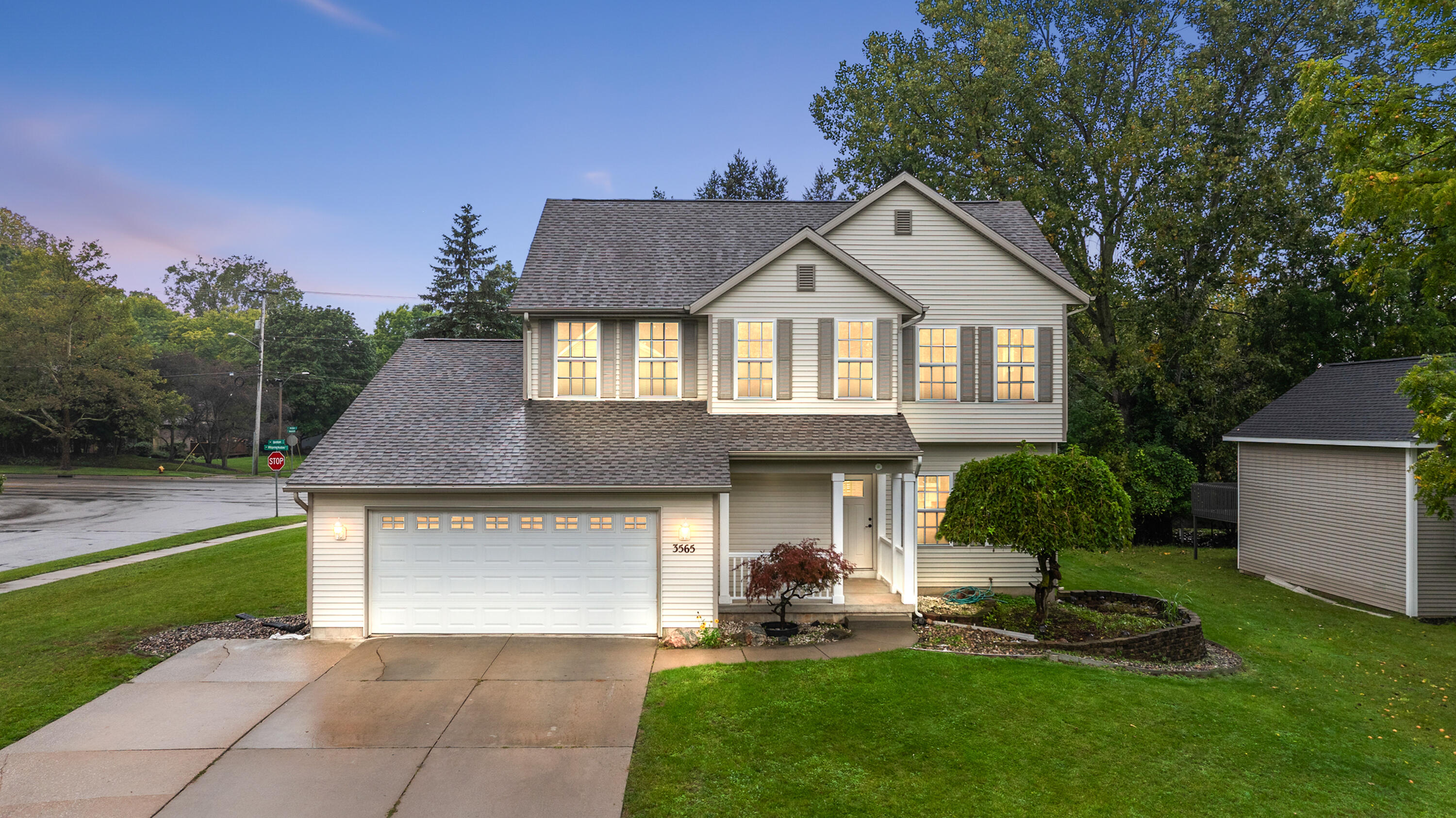 3565 Breton Valley Drive SE — photo