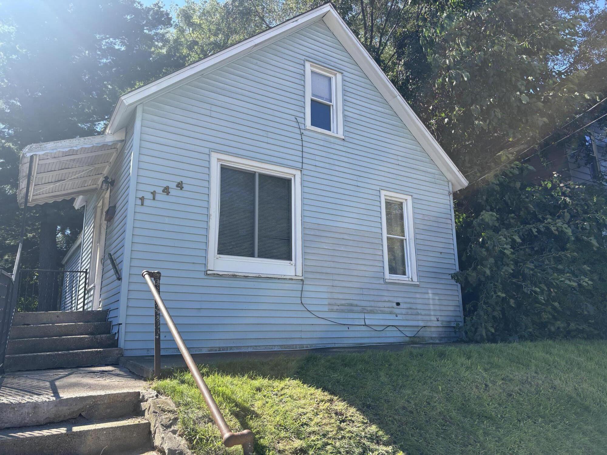 1144 Logan Street SE — photo