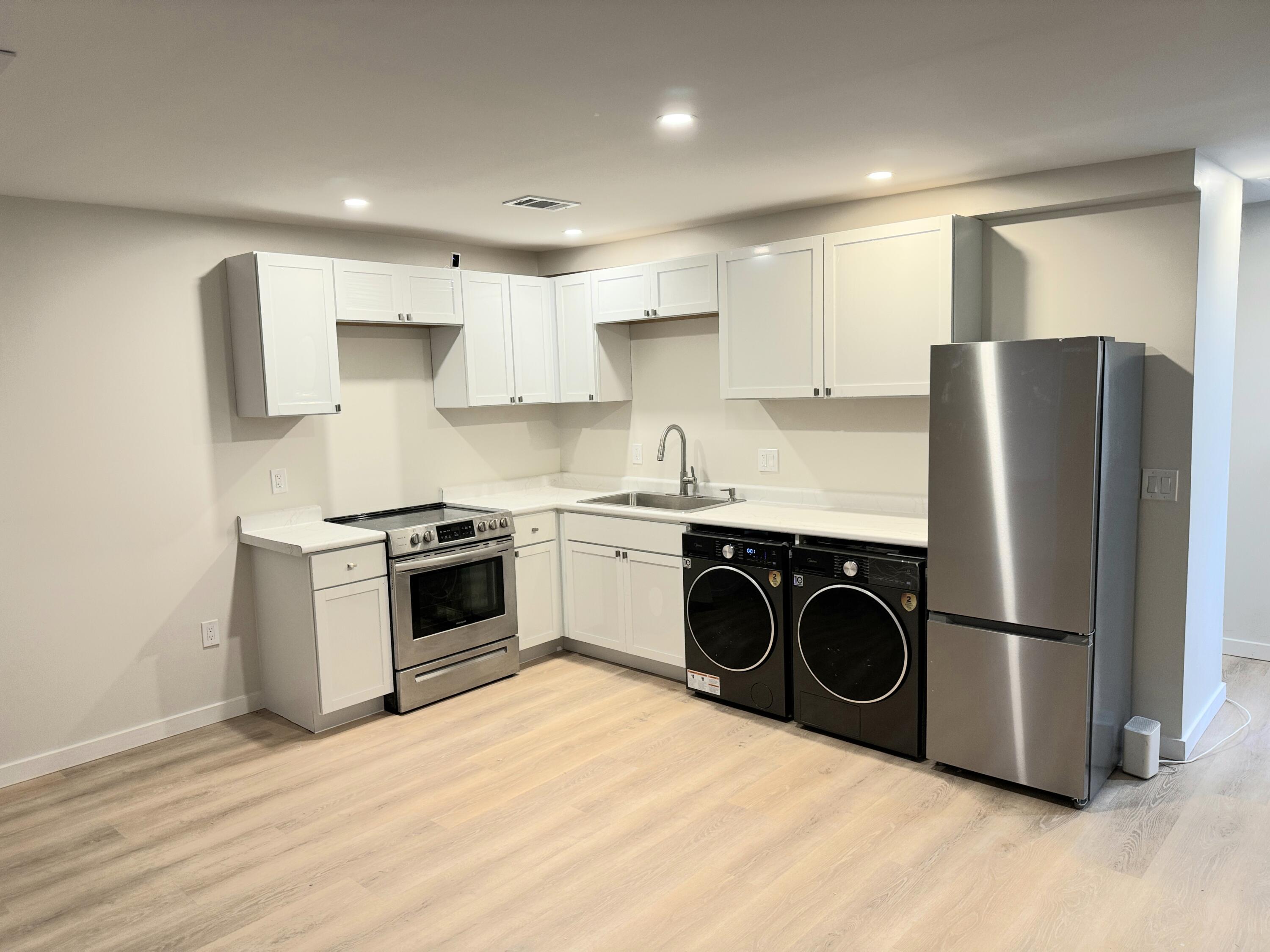 677 Dorset Avenue Unit 3 — photo
