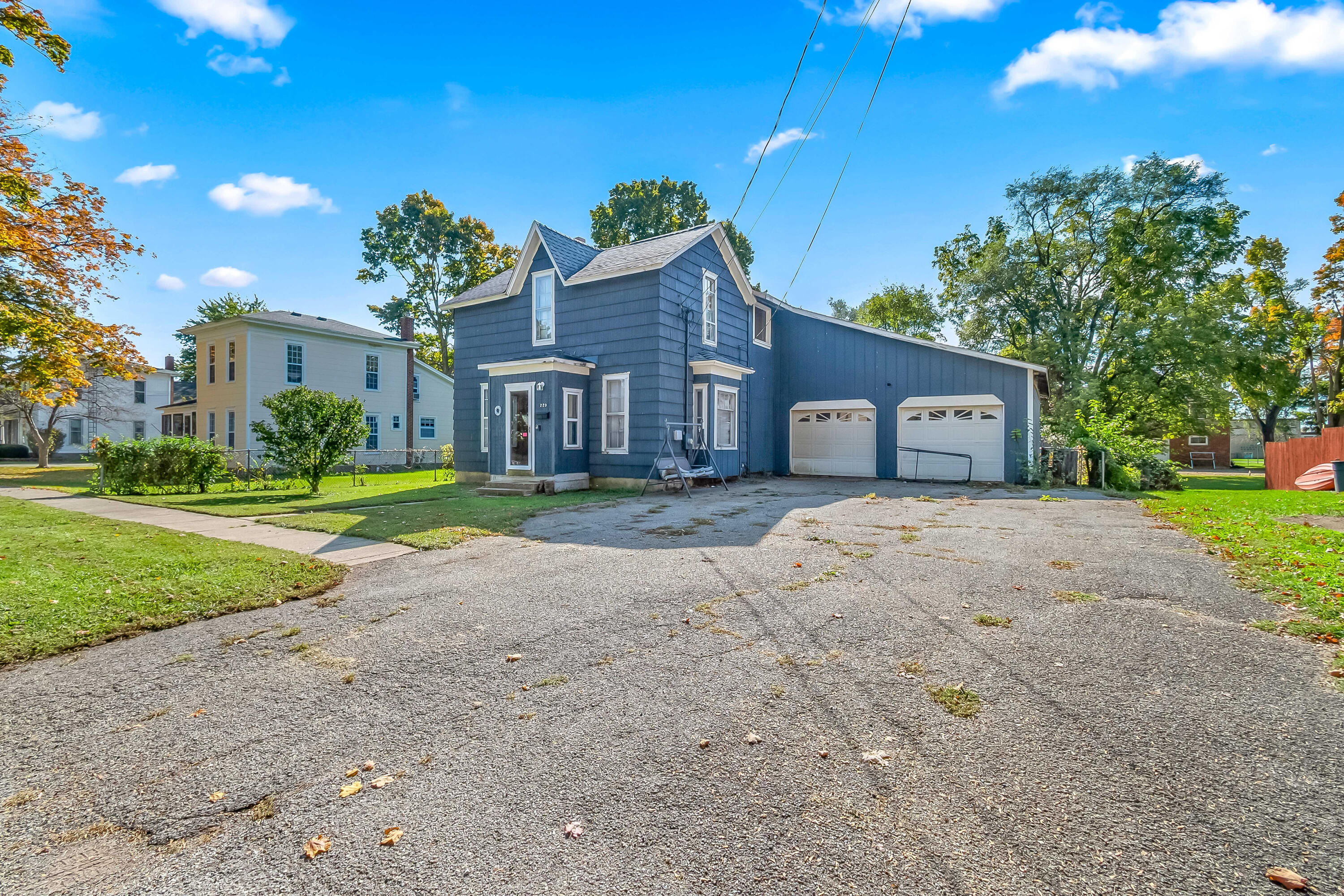 229 W Hamilton Street — photo