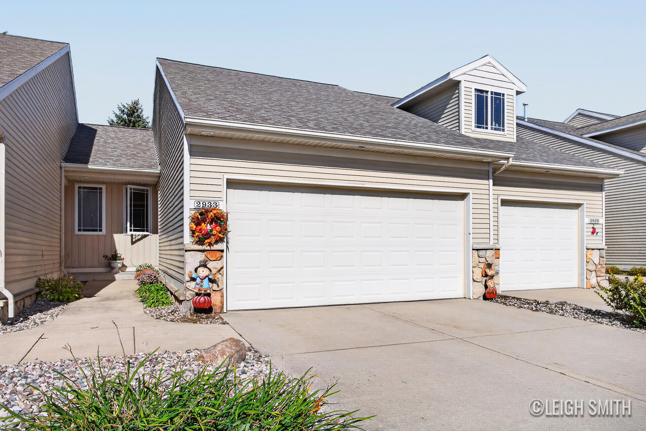 2933 Pebblestone Drive — photo