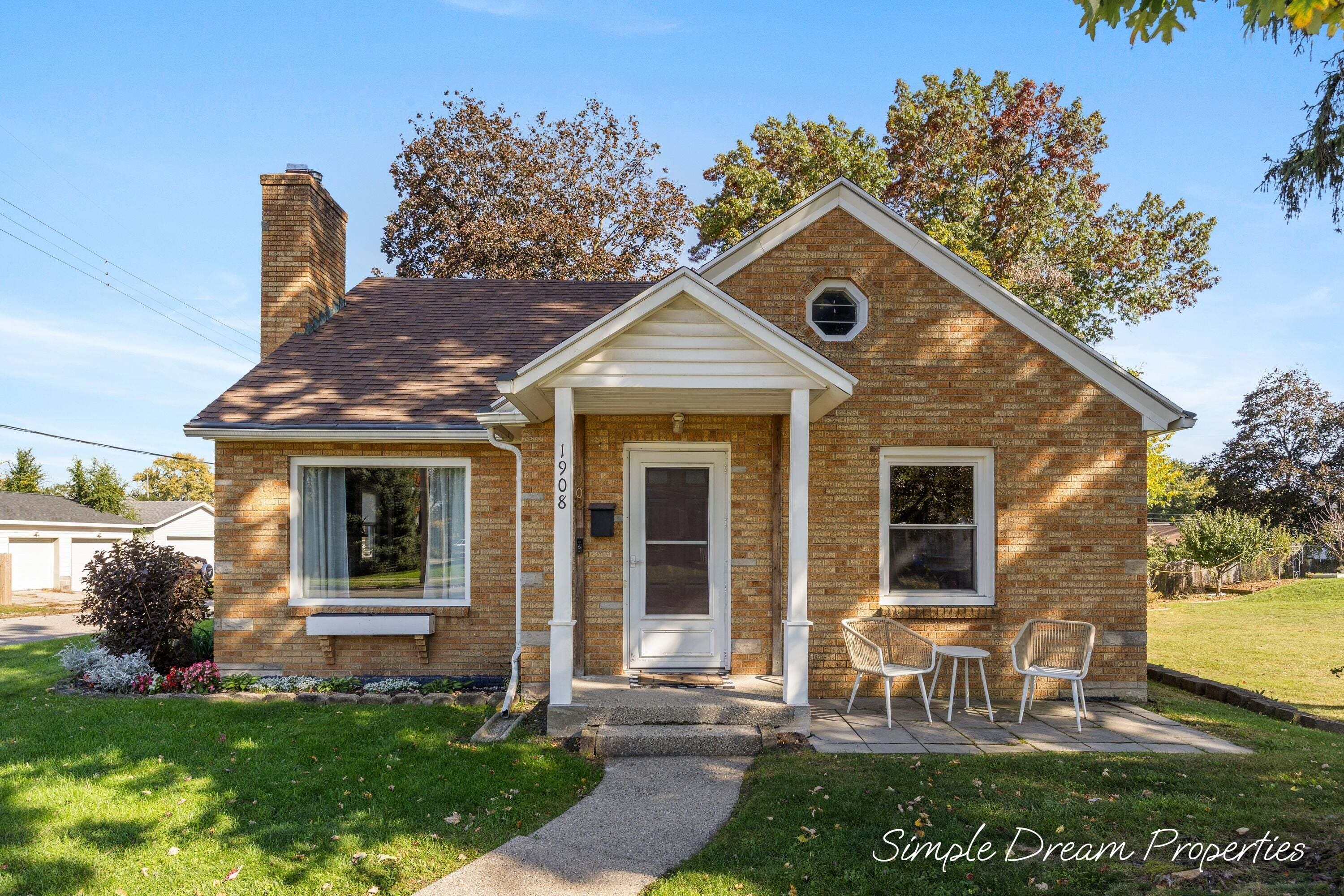 1908 Blandford Avenue SW — photo