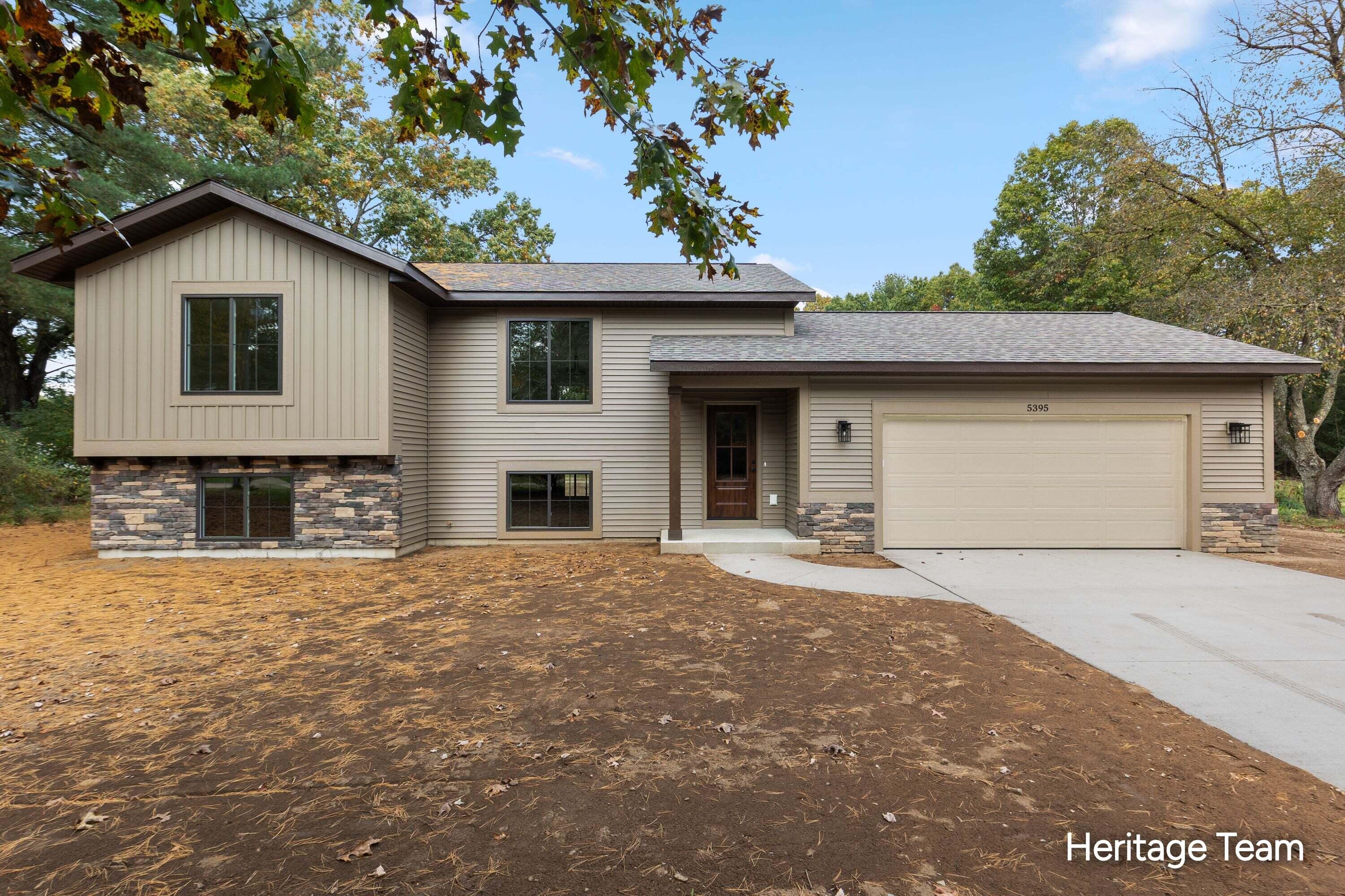5395 Reveille Road — photo