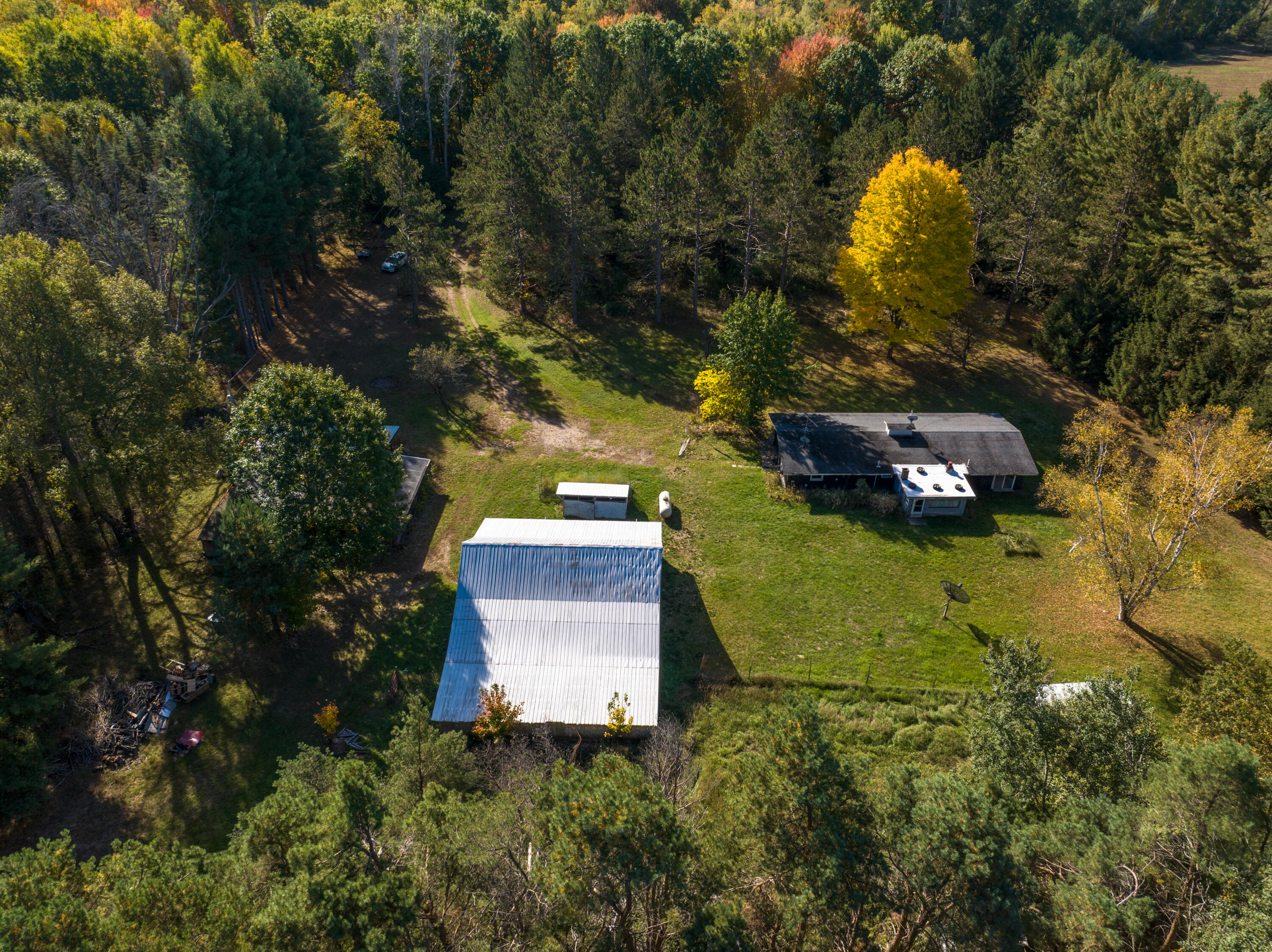 10116 Tyler Road — photo