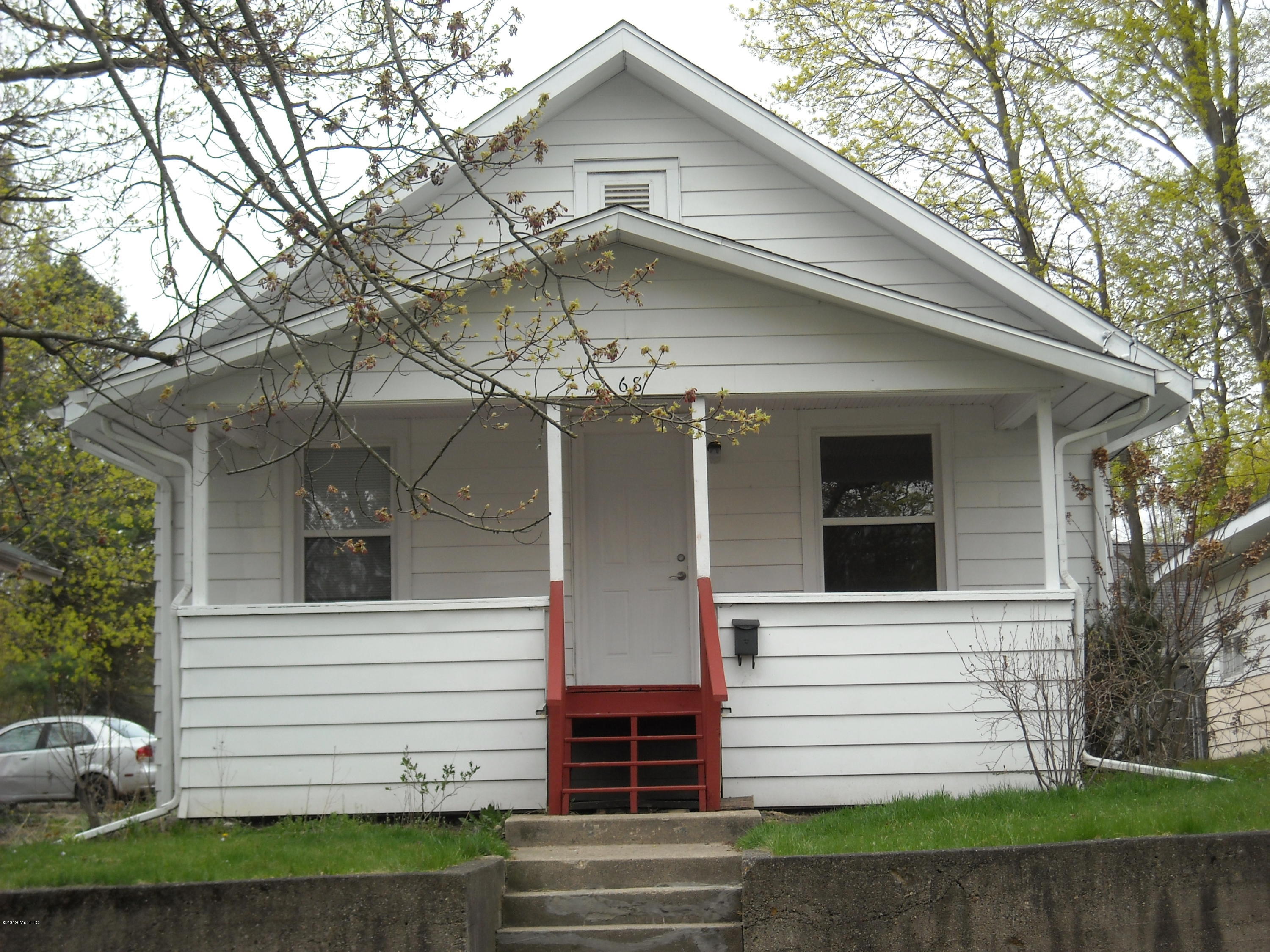 68 Maple Grove Avenue — photo