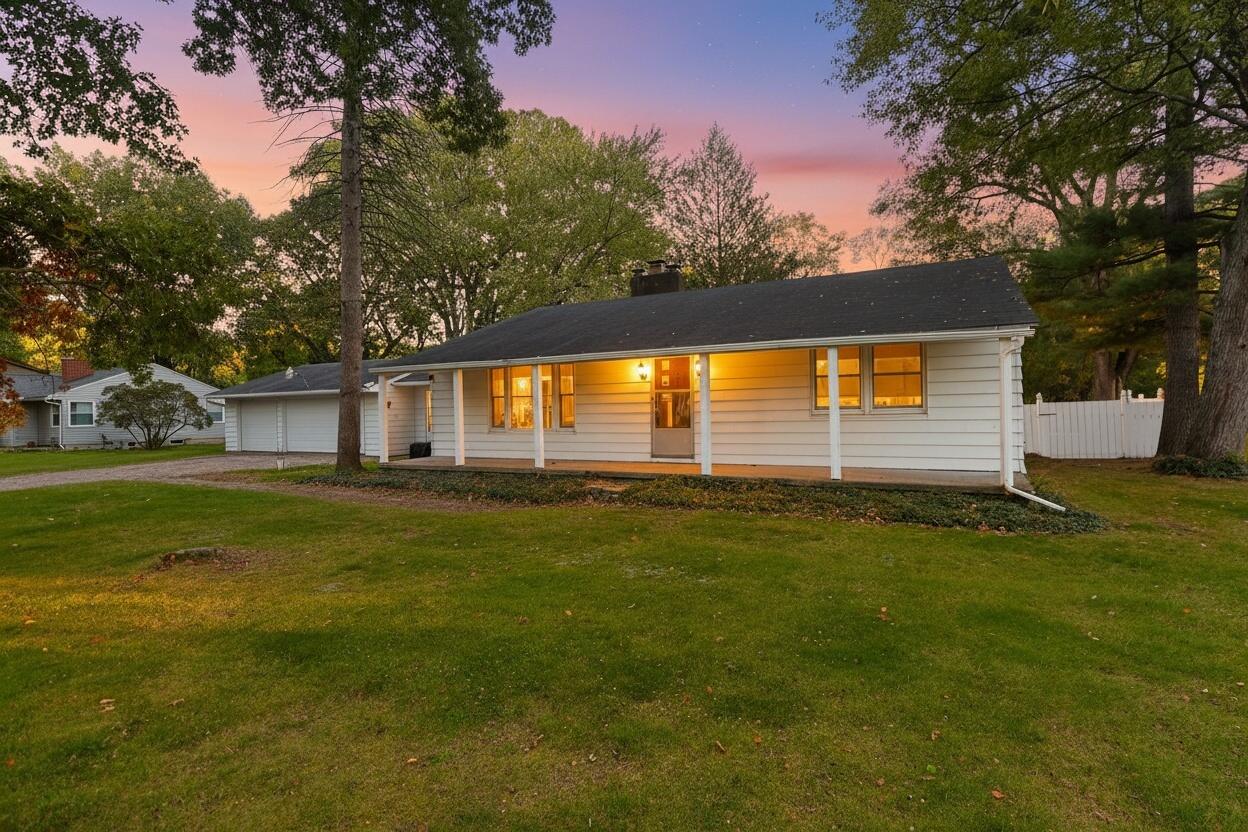 1212 E Bertrand Road — photo