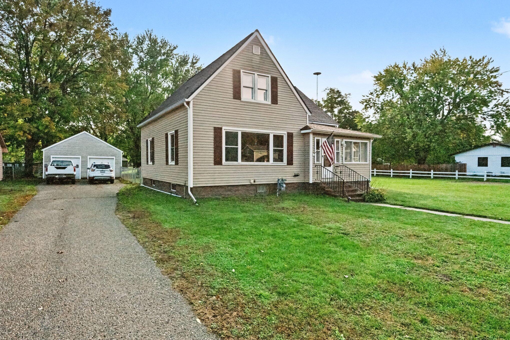 531 S Farmer Street — photo