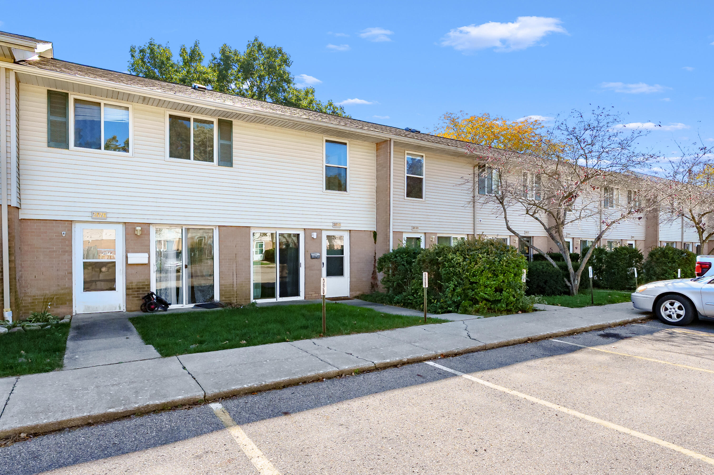 3628 Kenbrooke Court Unit 187 — photo