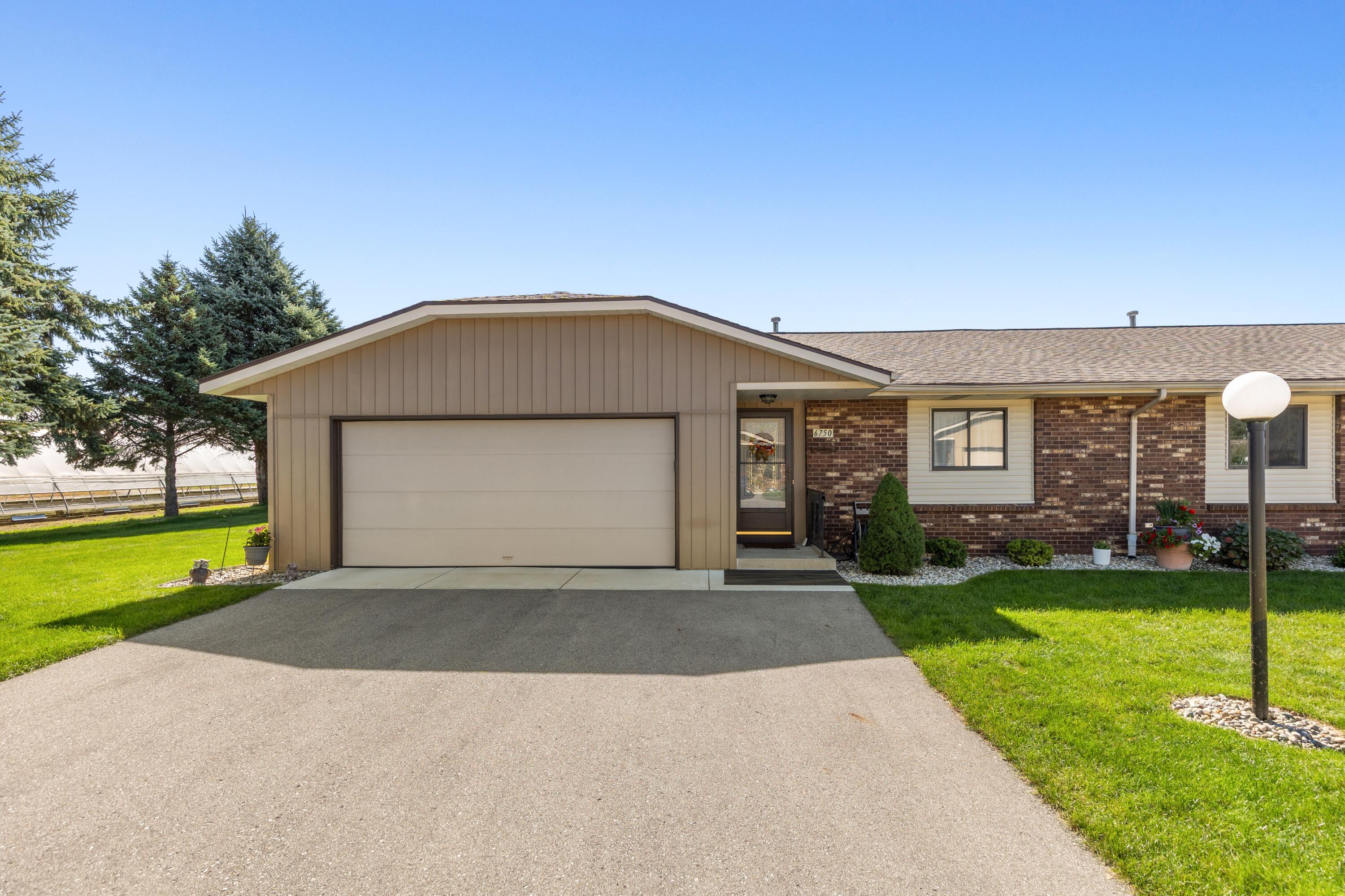 6750 Waterview Drive SW Unit 73 — photo