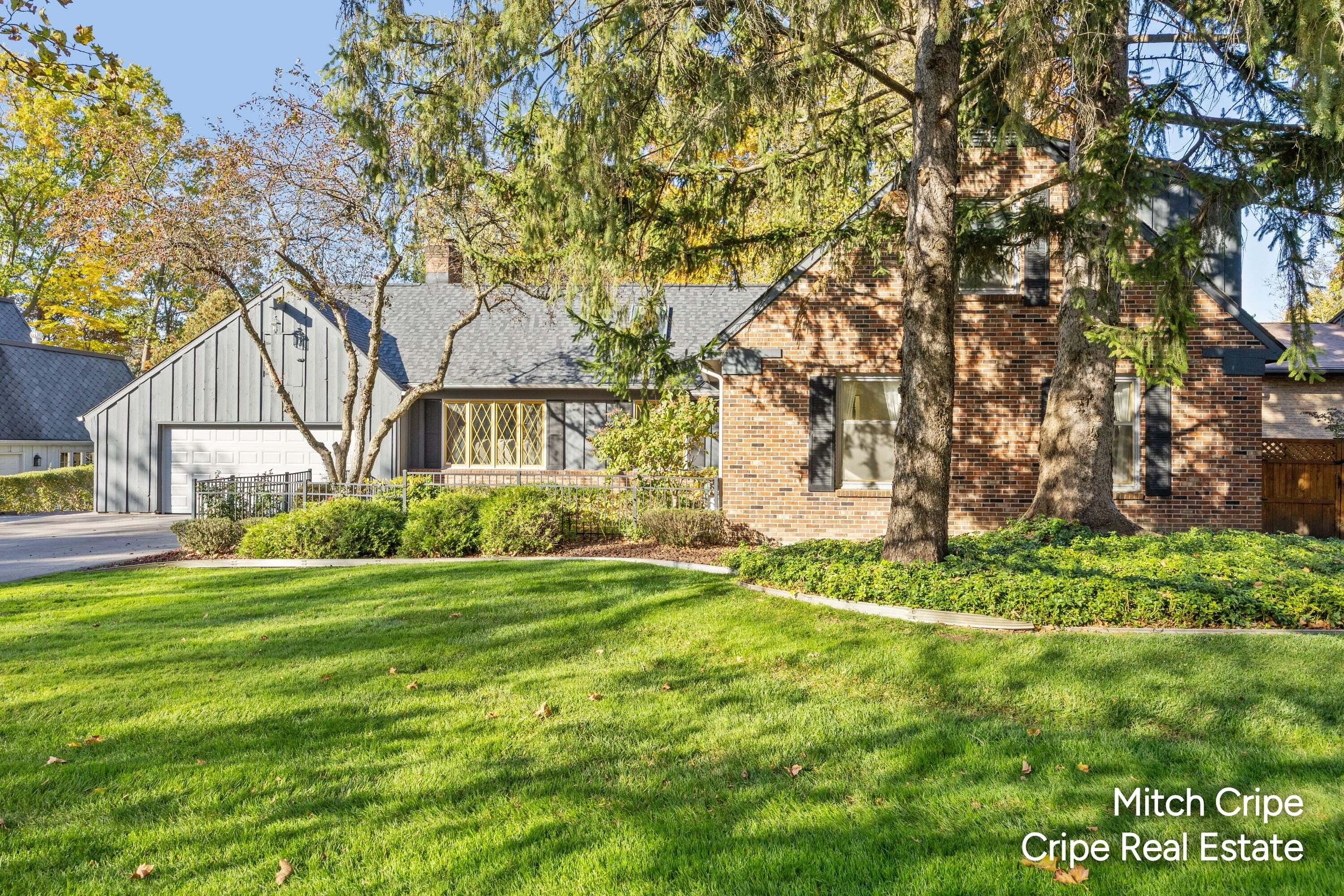 2539 Alger Street SE — photo