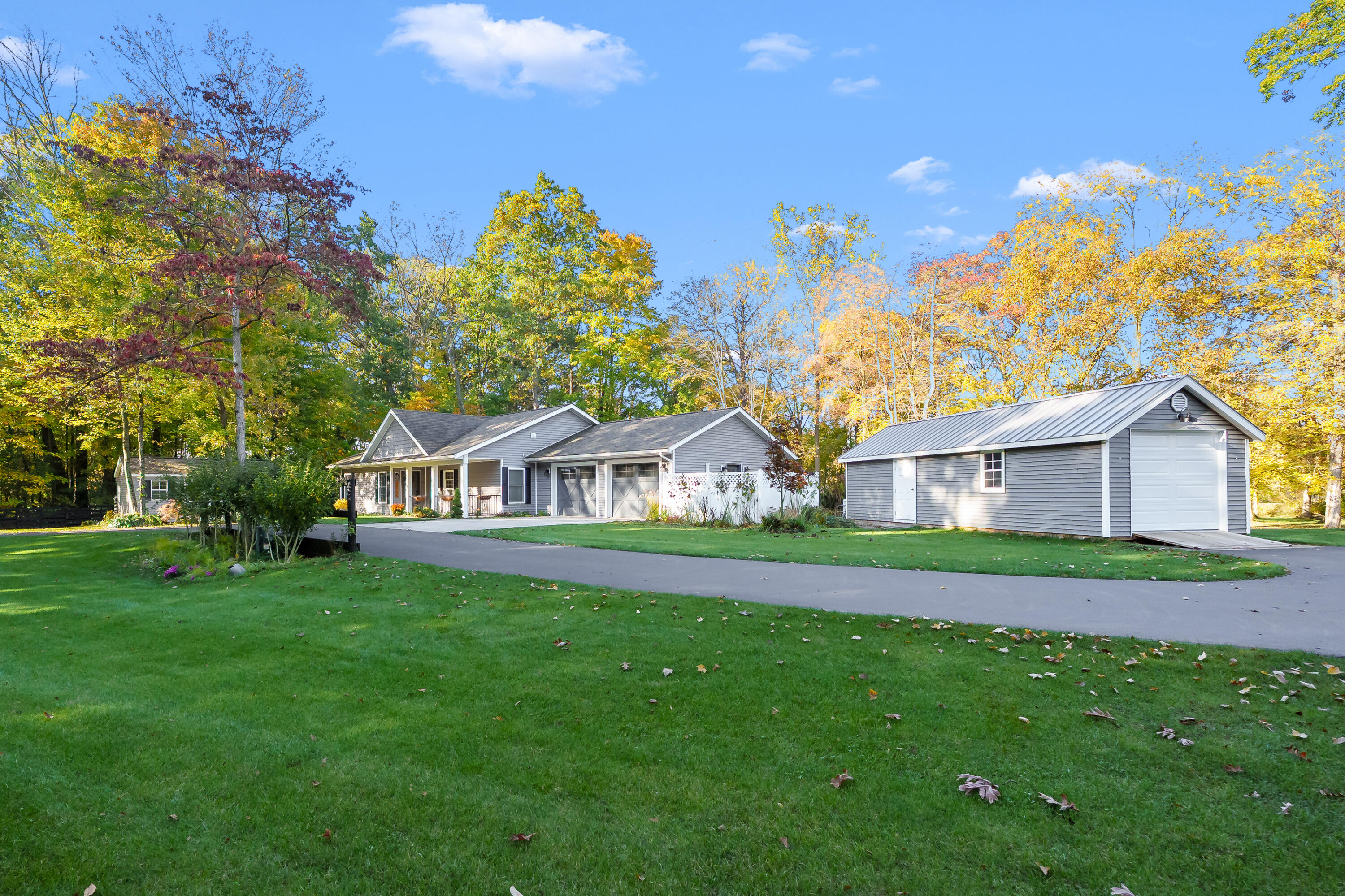 56160 Shady Lane — photo