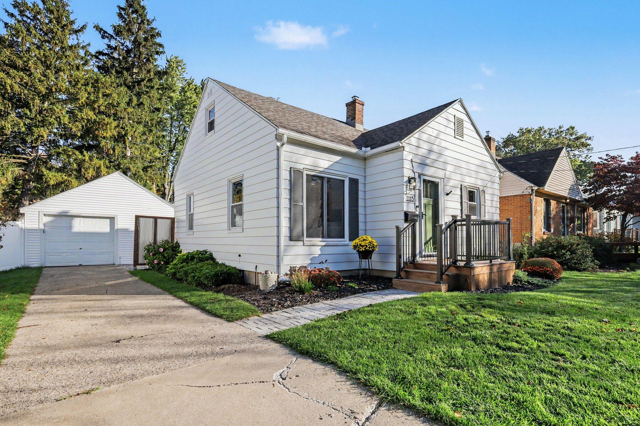 1115 Griswold Street SE — photo