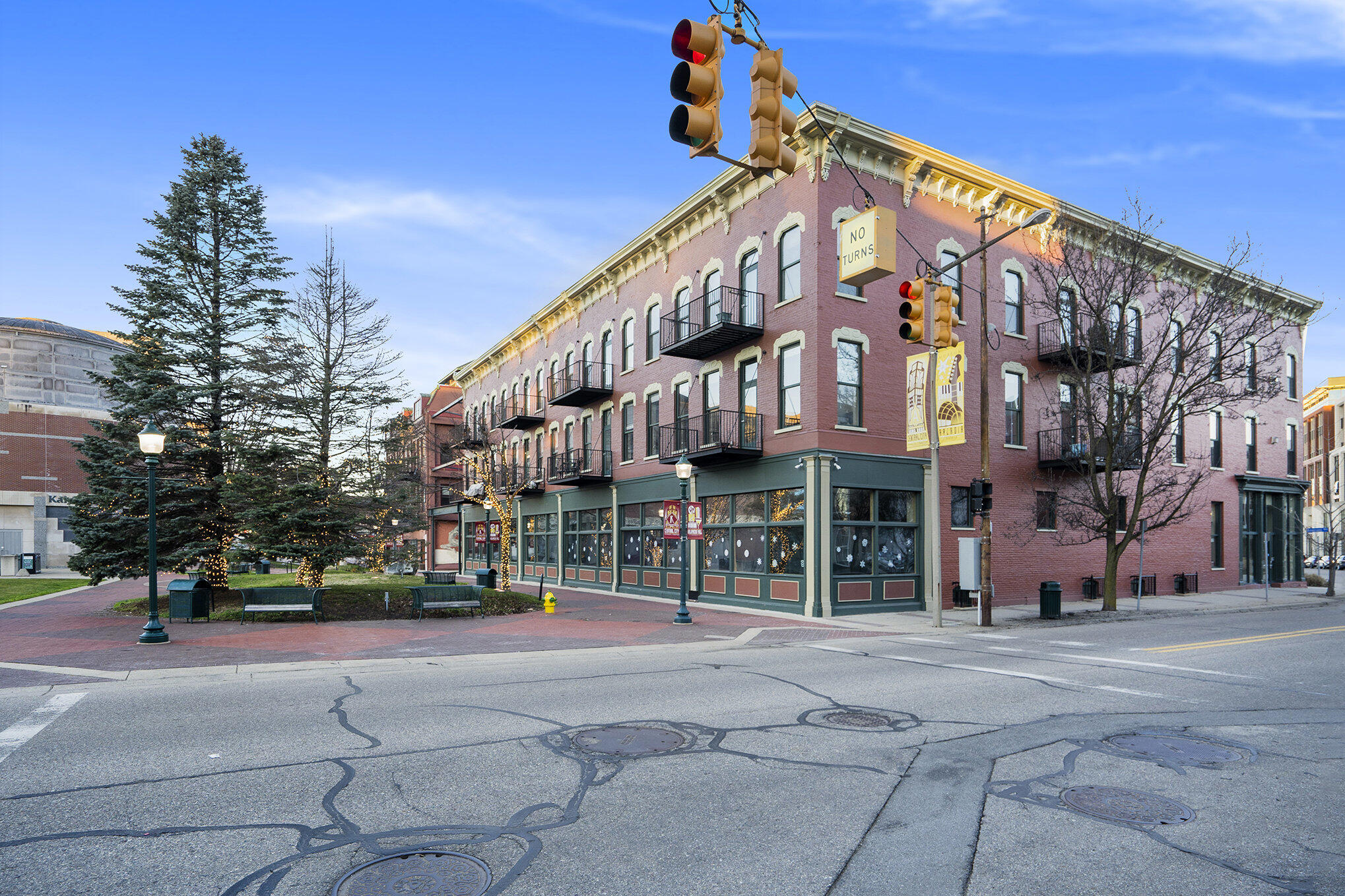 222 N Kalamazoo Mall Unit 210 — photo