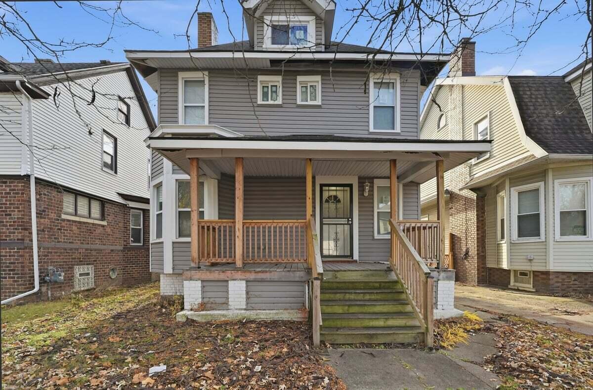 280 Holbrook Street — photo