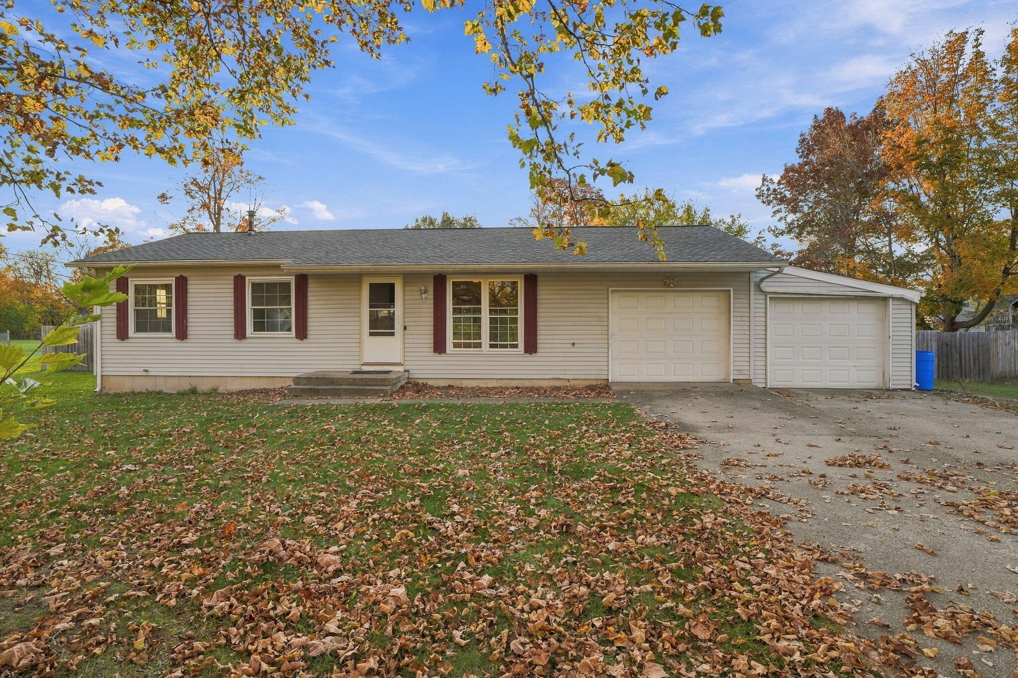 4160 Avon Drive — photo