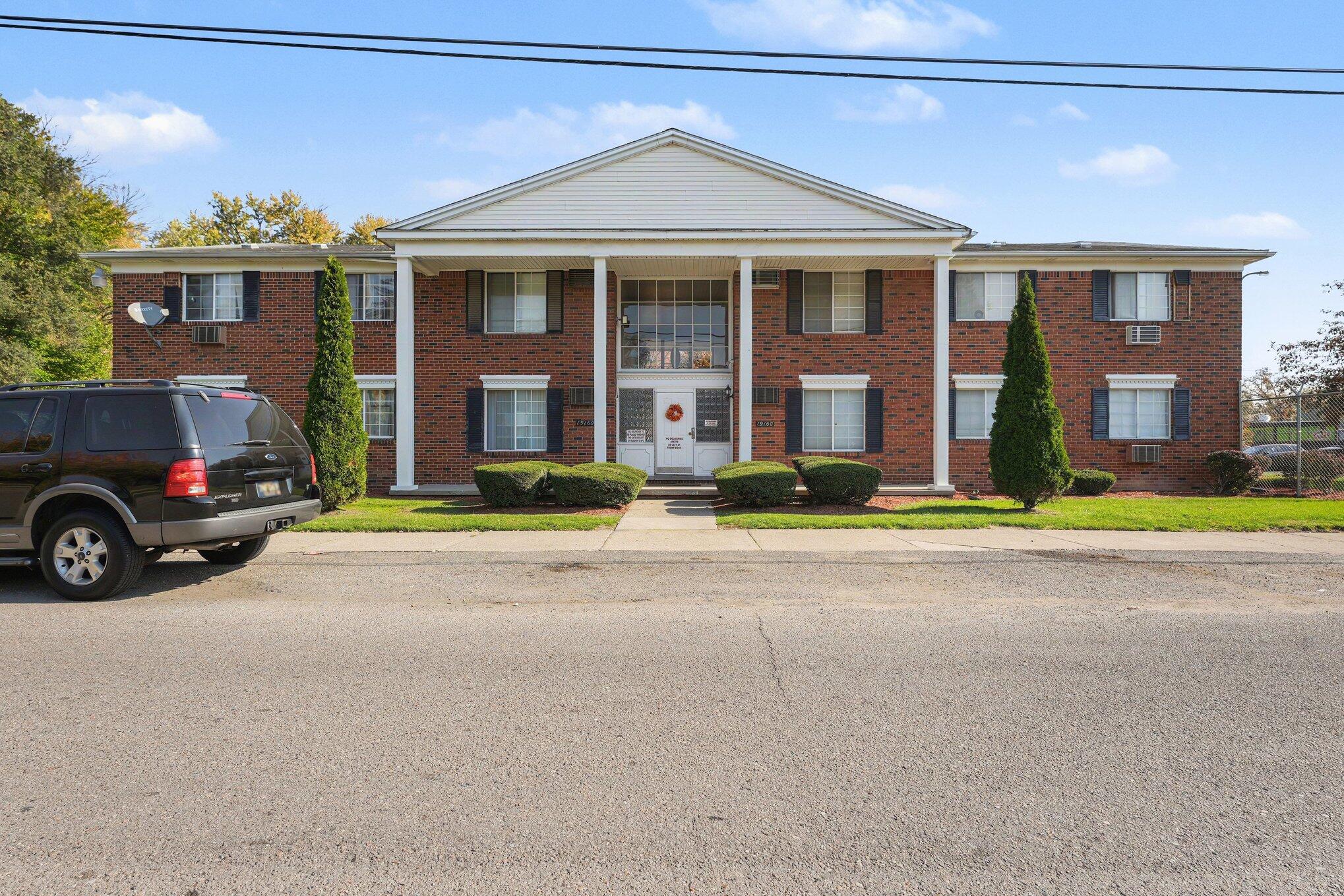 19160 Winston Street Unit 207 — photo