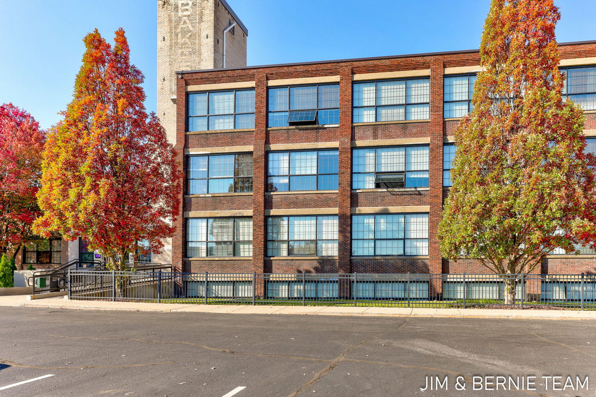 533 Columbia Avenue Unit 260 — photo