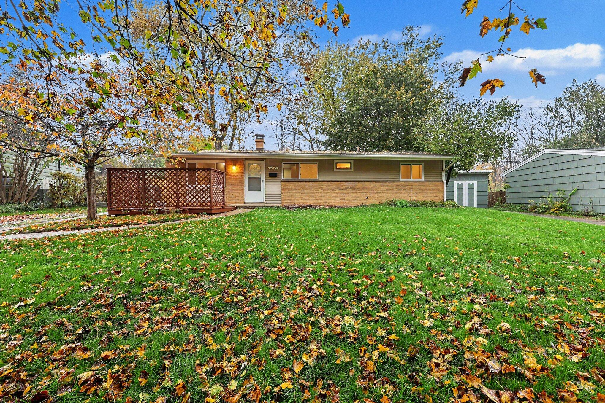 2755 Canterbury Road — photo