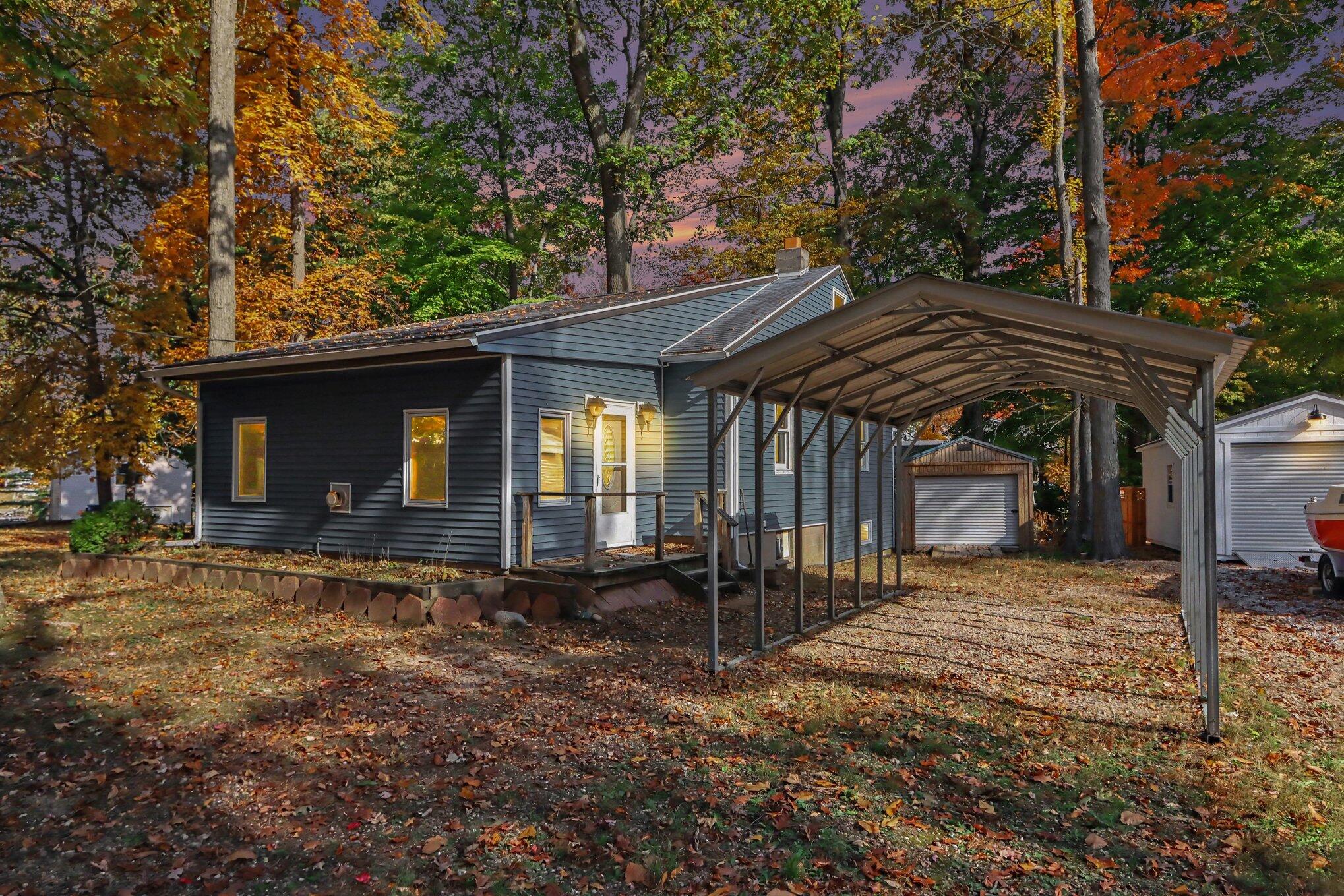 27081 Lake Drive — photo