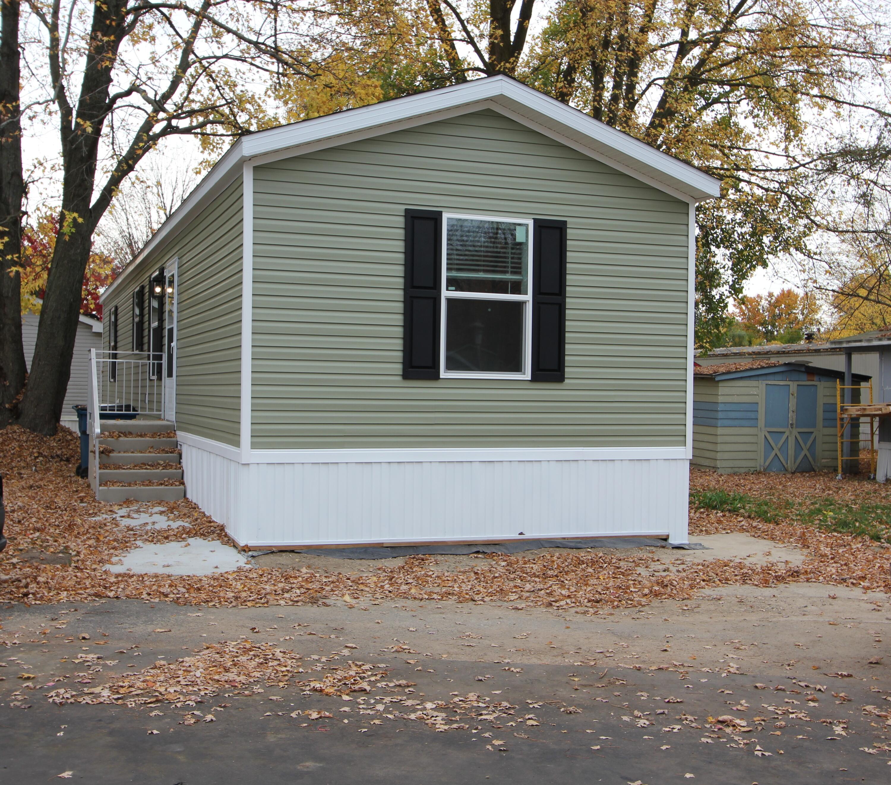 510 Jennifer Street SE — photo