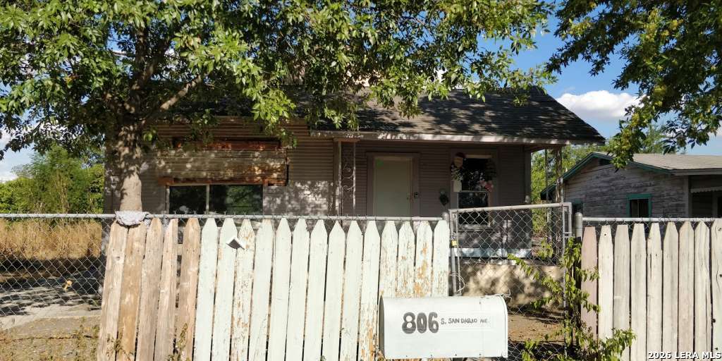 806 S San Dario Avenue — photo