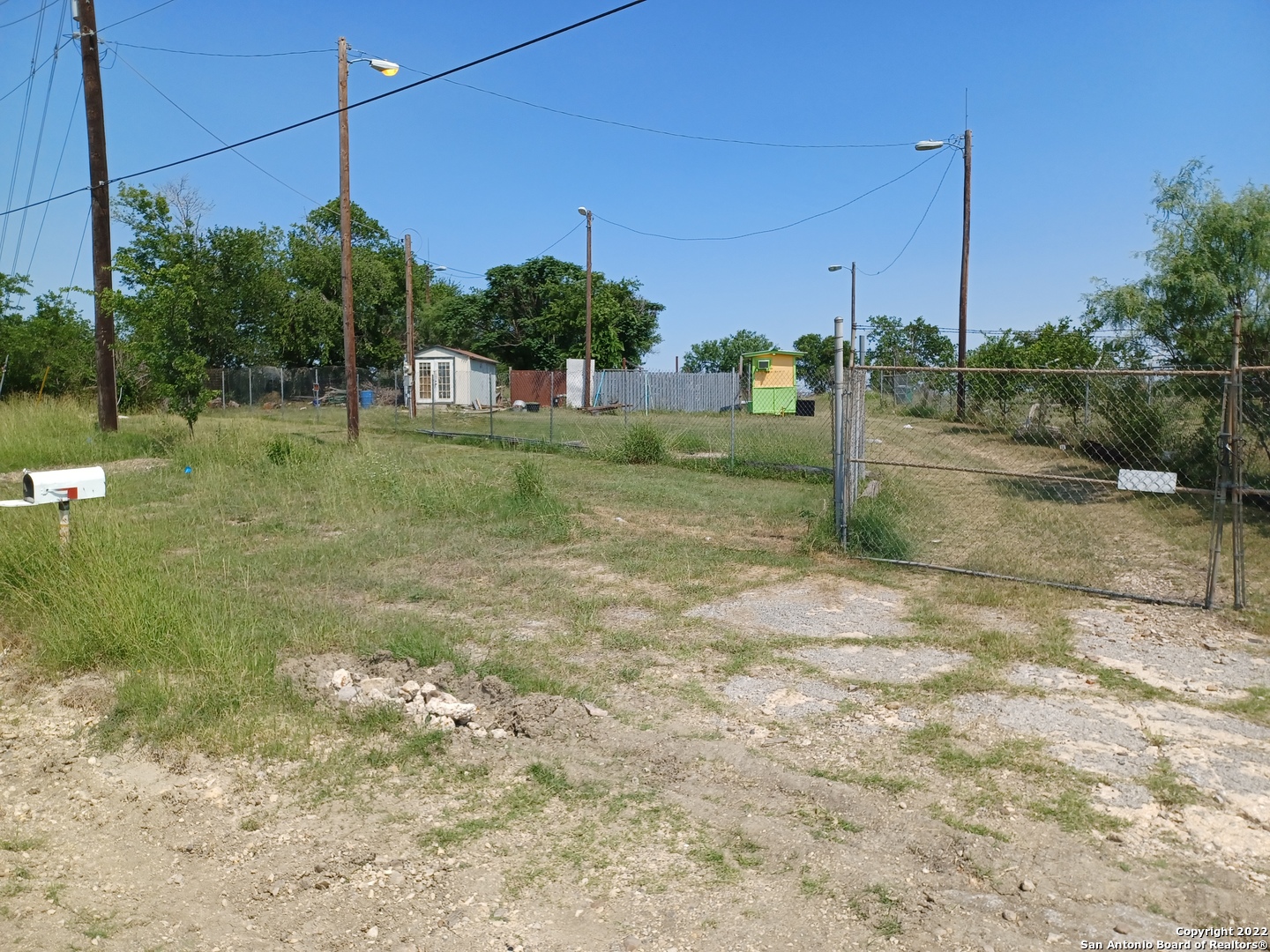 12232 Interstate 10 — photo