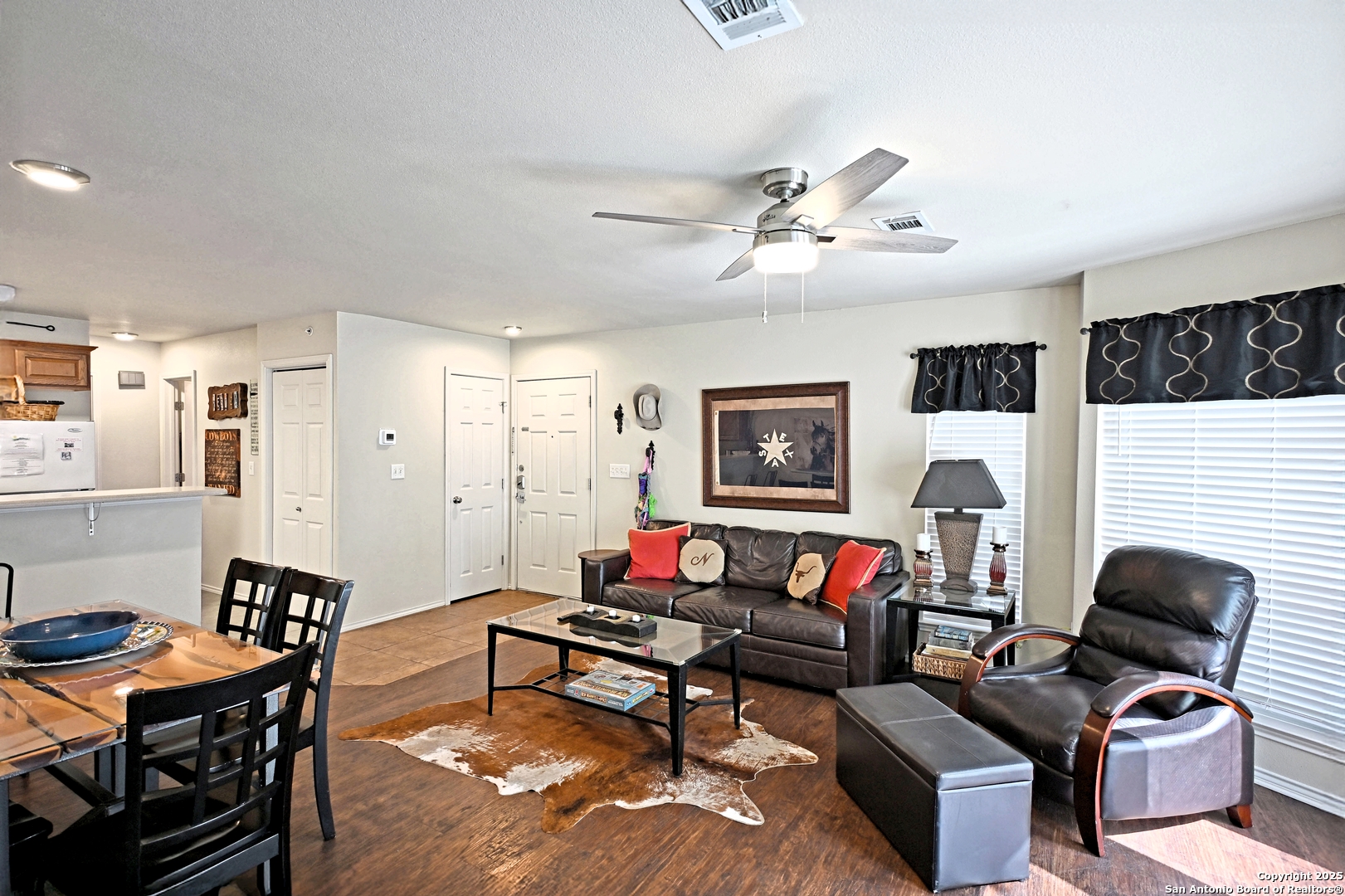 730 E Mather Street J-301 — photo