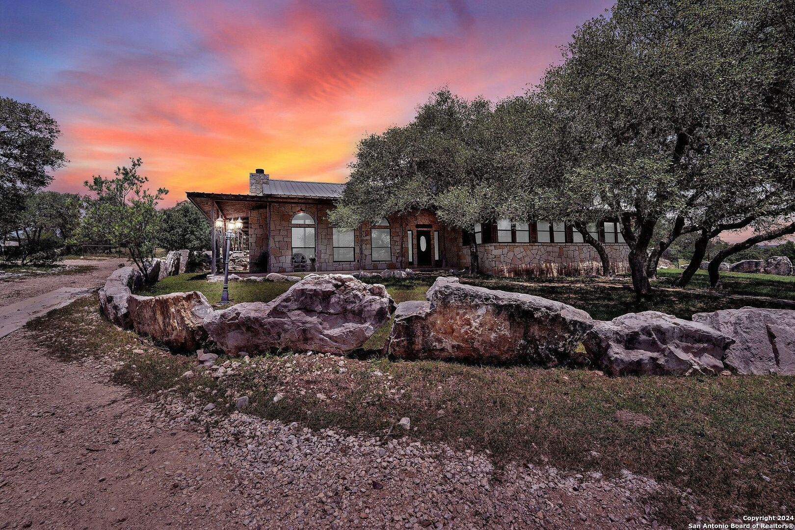 231 Pr 2510 — photo