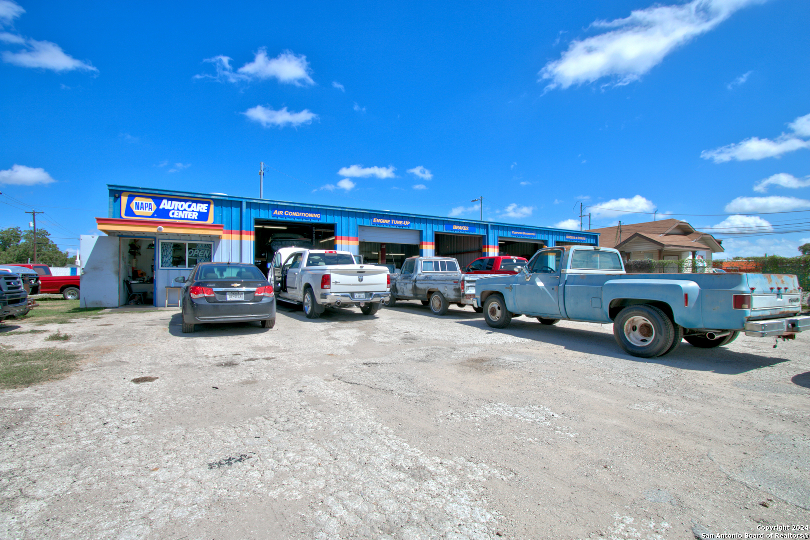 119 W Lindbergh Boulevard — photo