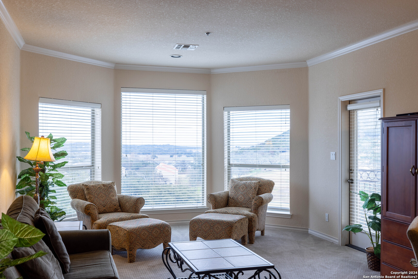 20 Tapatio Dr E 202 — photo