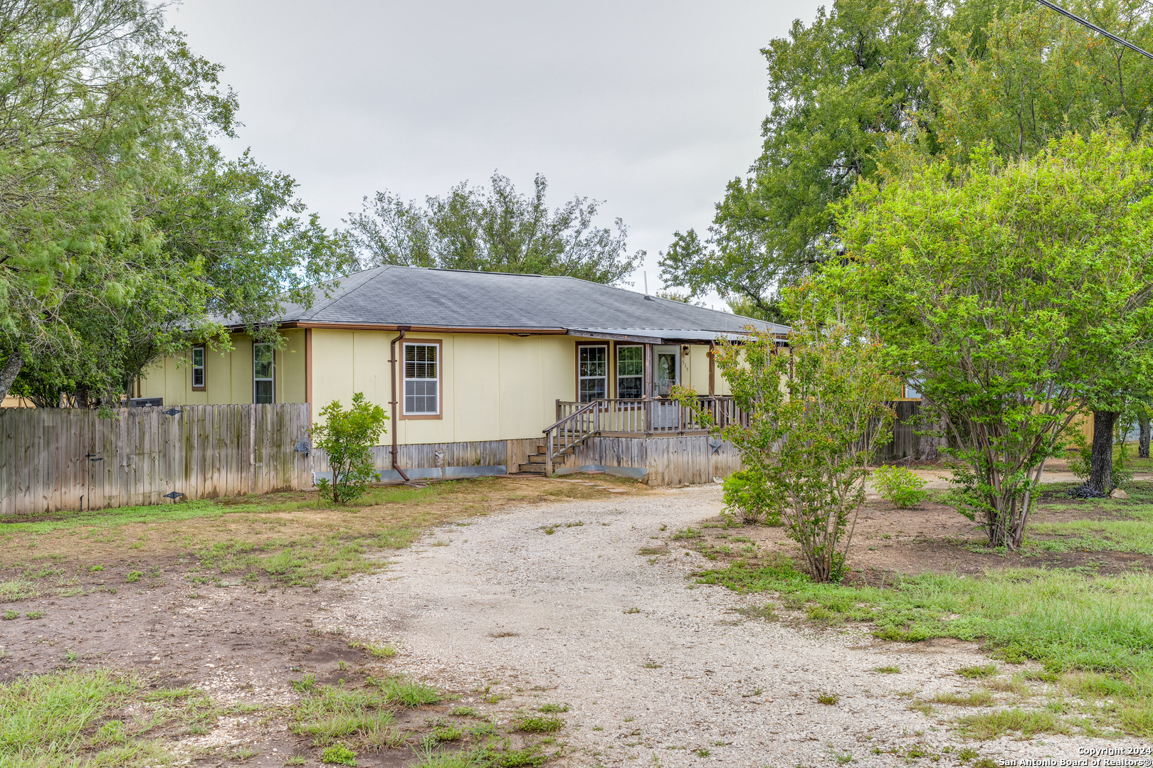 515 County Road 3821 — photo