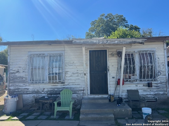 229 Juanita Avenue — photo