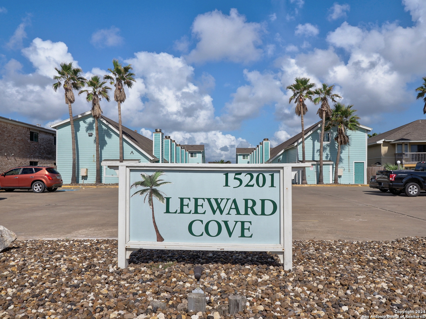 15201 Leeward B6 — photo