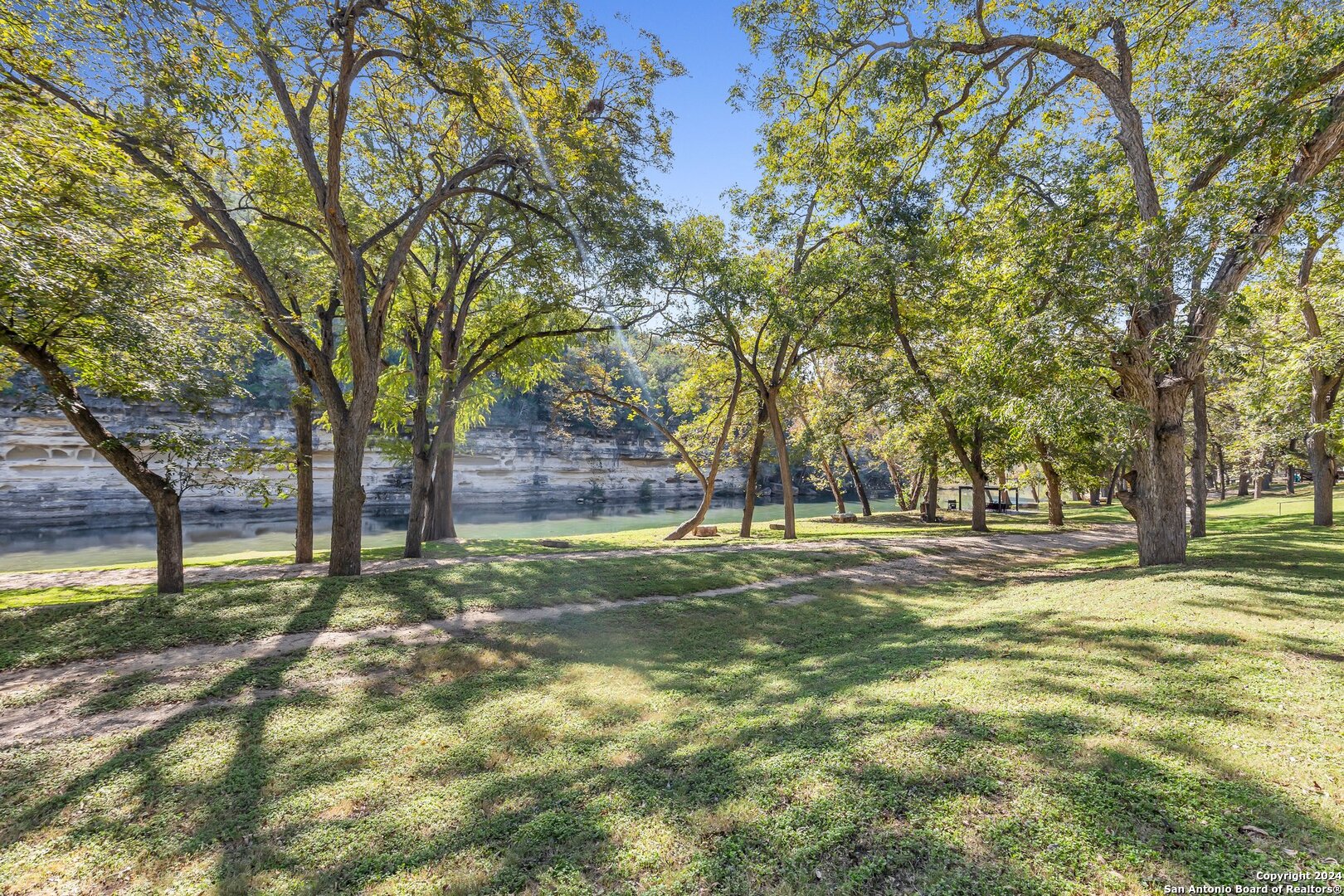 540 River Run 315 — photo