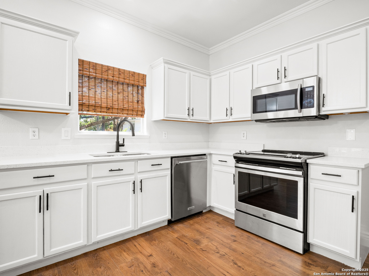 7318 Clear Rock Drive — photo