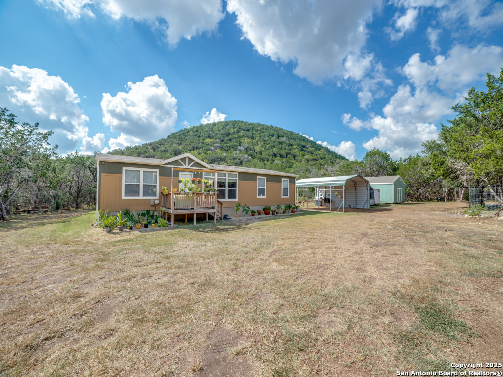 825 Valley Vista Road — photo